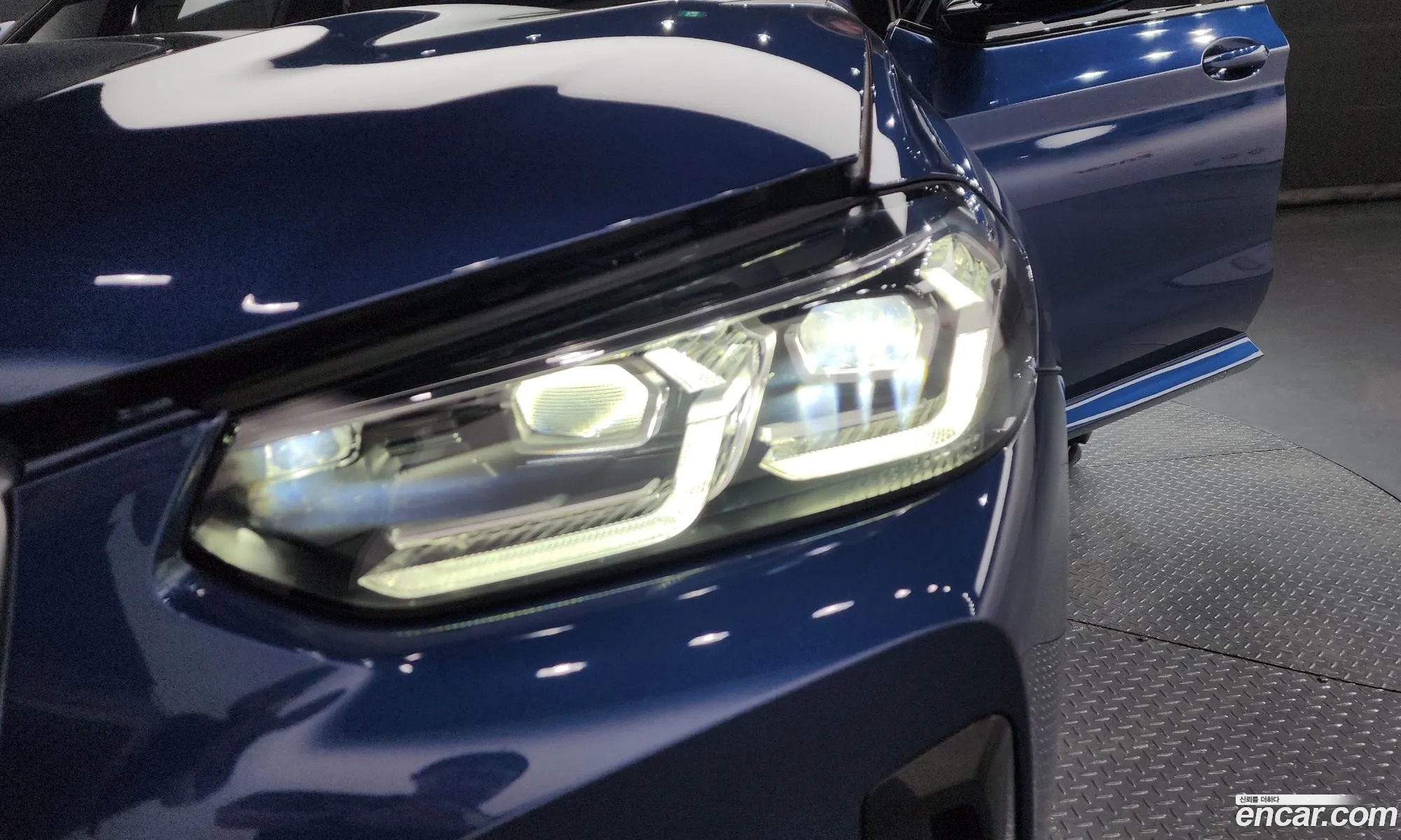 BMW X3 2023 WBA31DP06P9P53803 — 30
