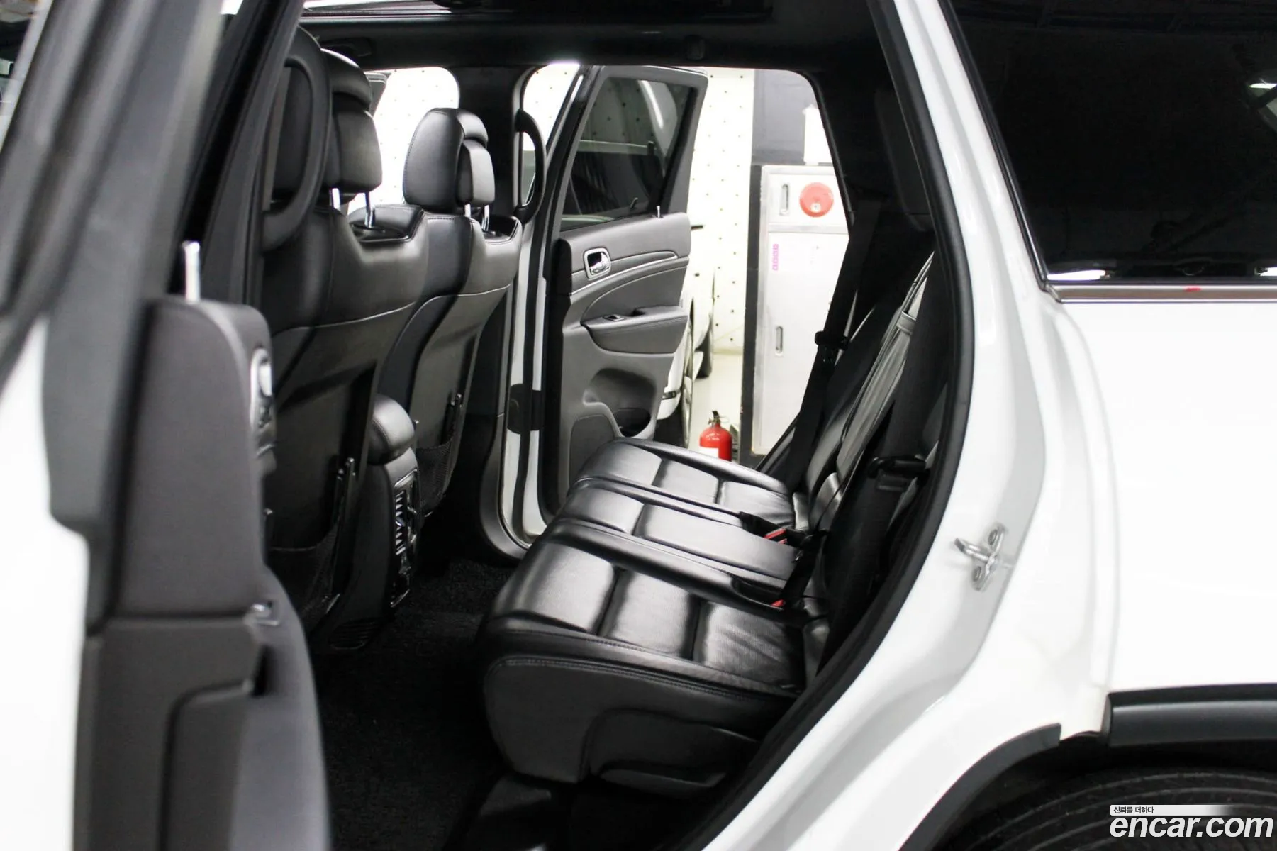 Jeep Grand Cherokee 2019 — 14