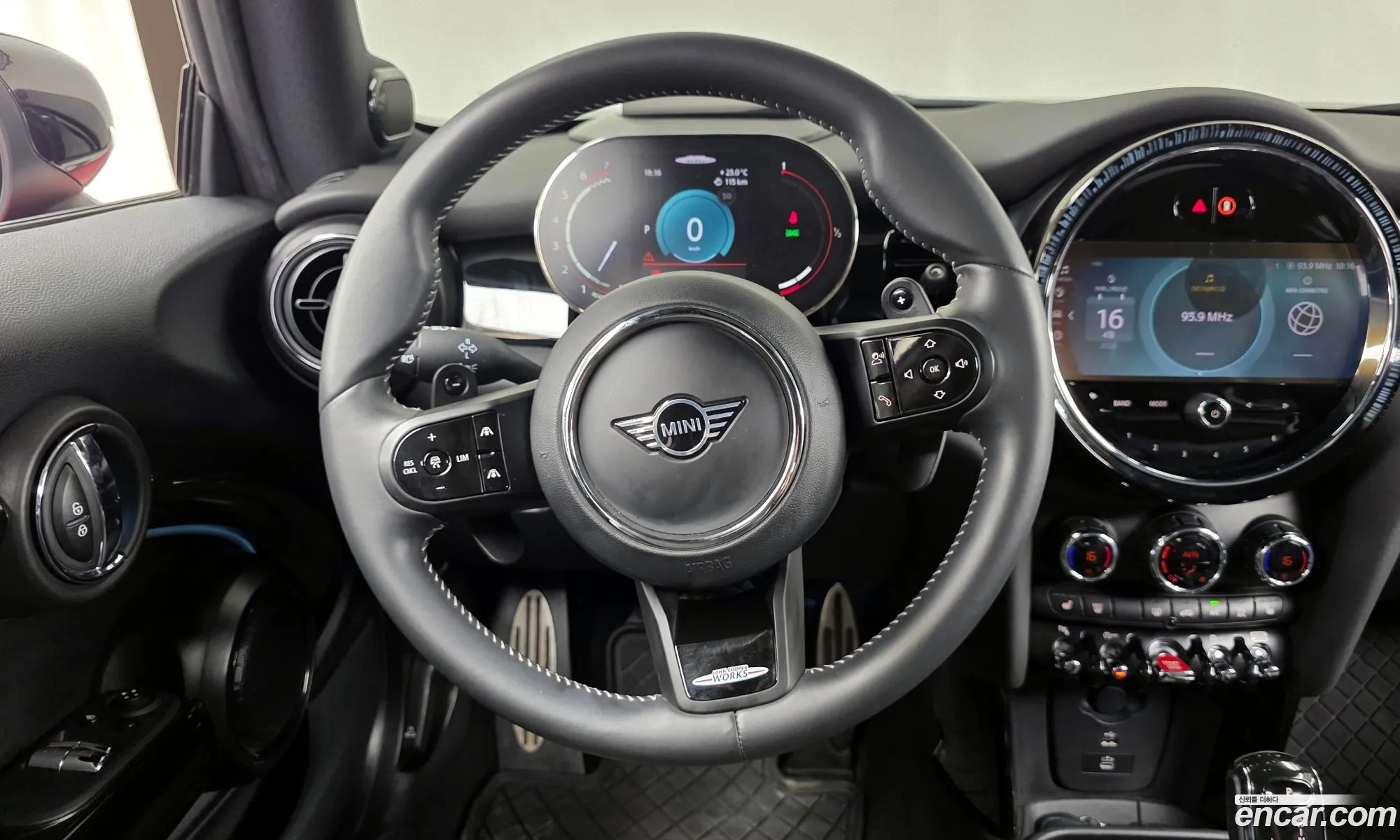 Mini Cooper S 2023 WMW81DH0XP2T23902 — 16
