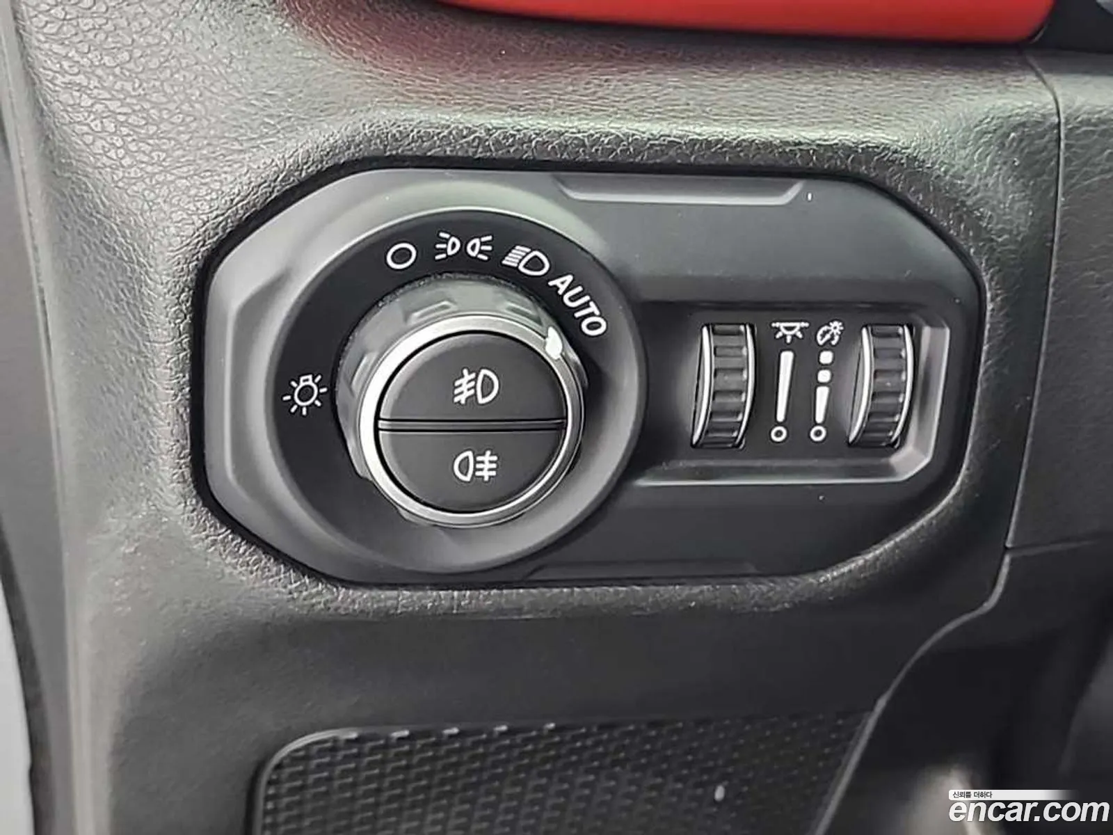 Jeep Wrangler 2018 — 17