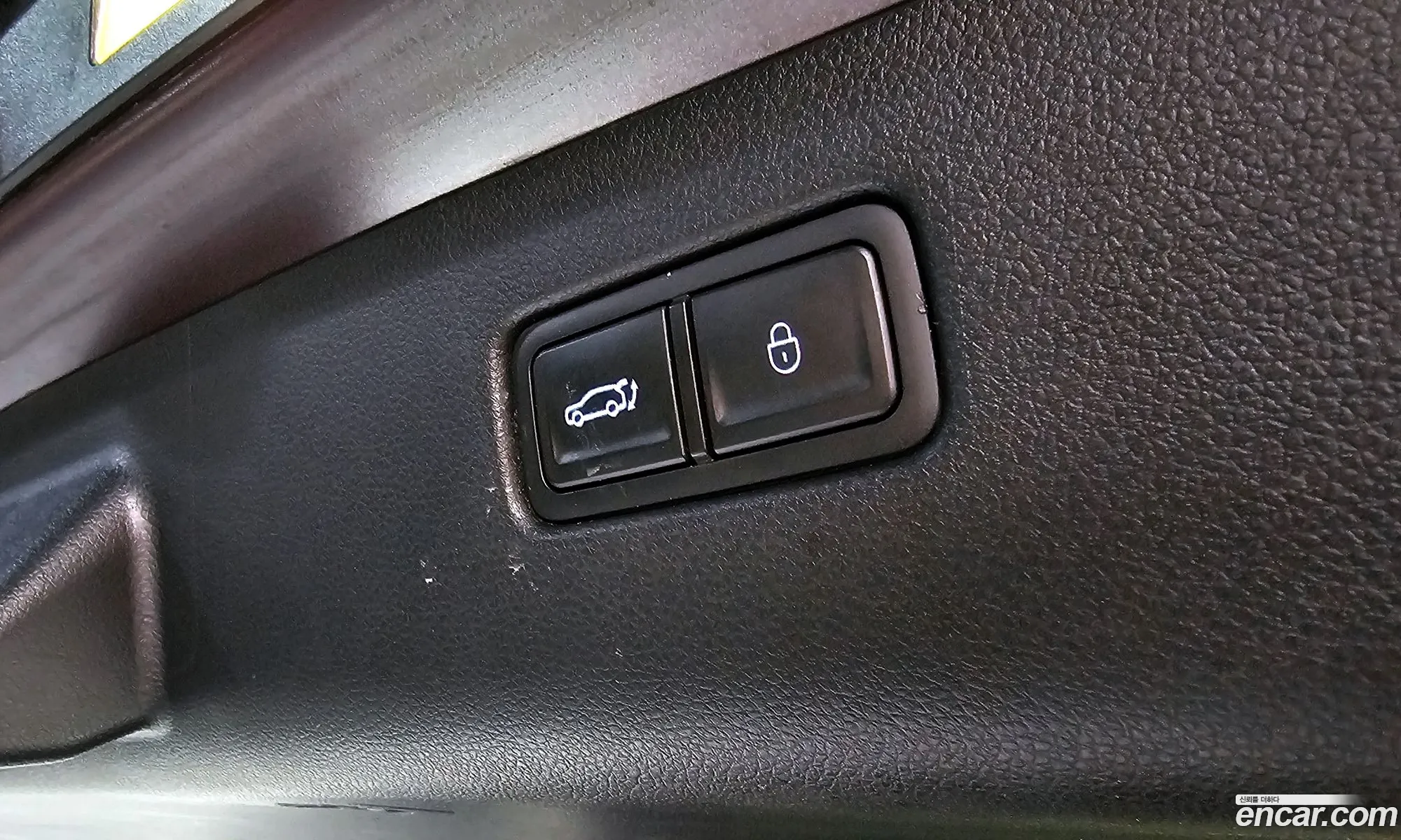 Genesis Electrified GV70 2022 — 16