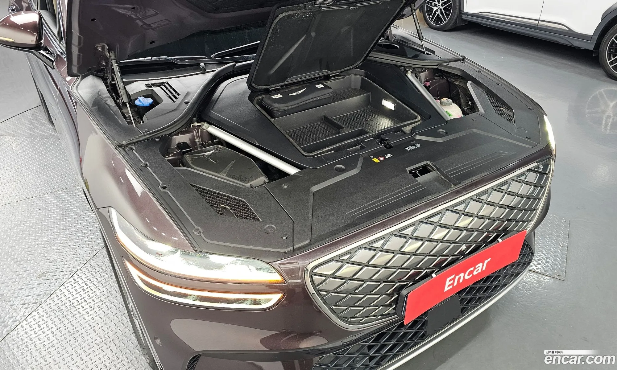 Genesis Electrified GV70 2022 — 27