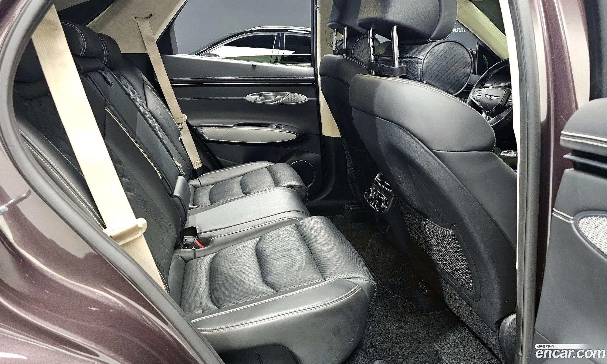 Genesis Electrified GV70 2022 — 11