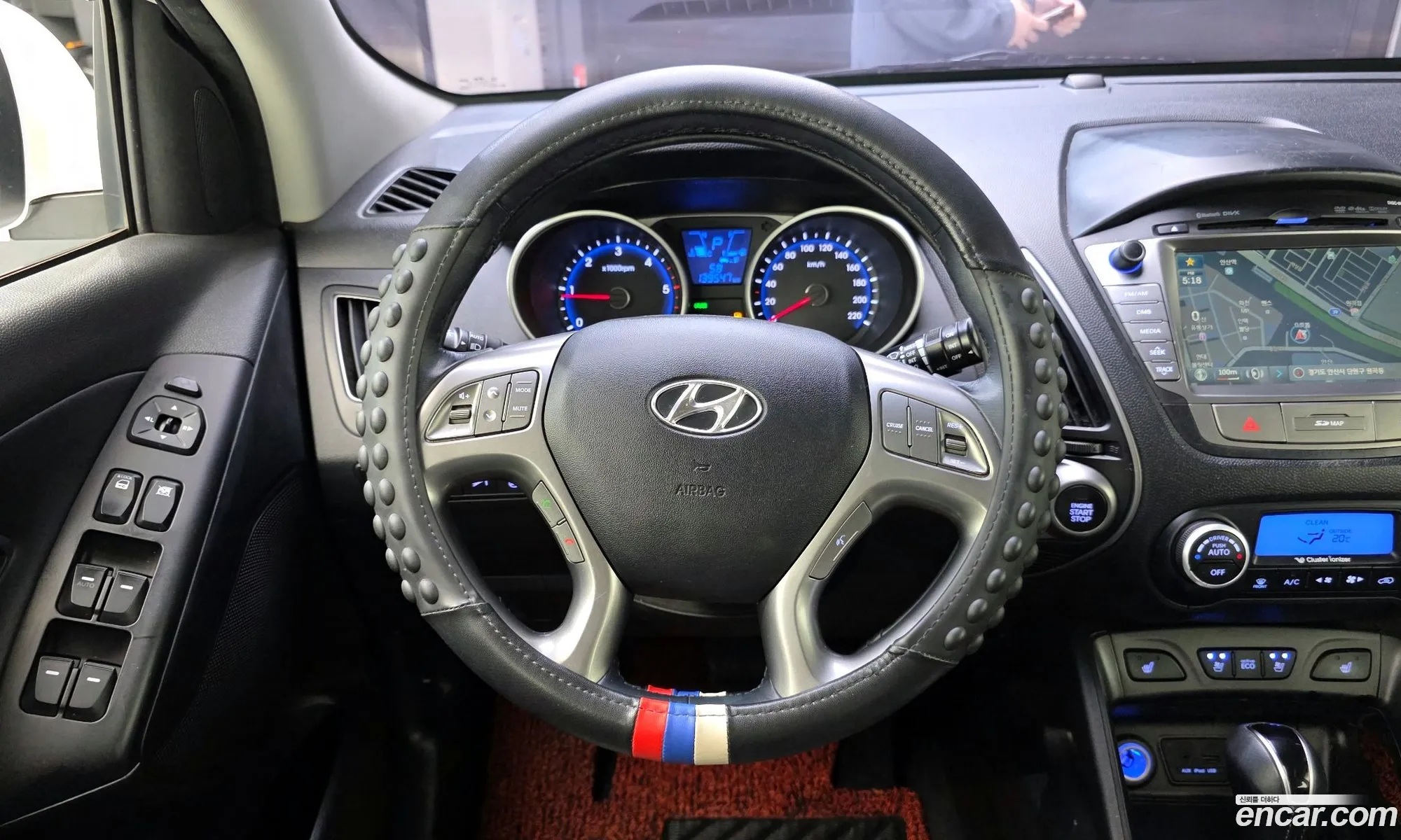 Hyundai Tucson ix 2015 — 17