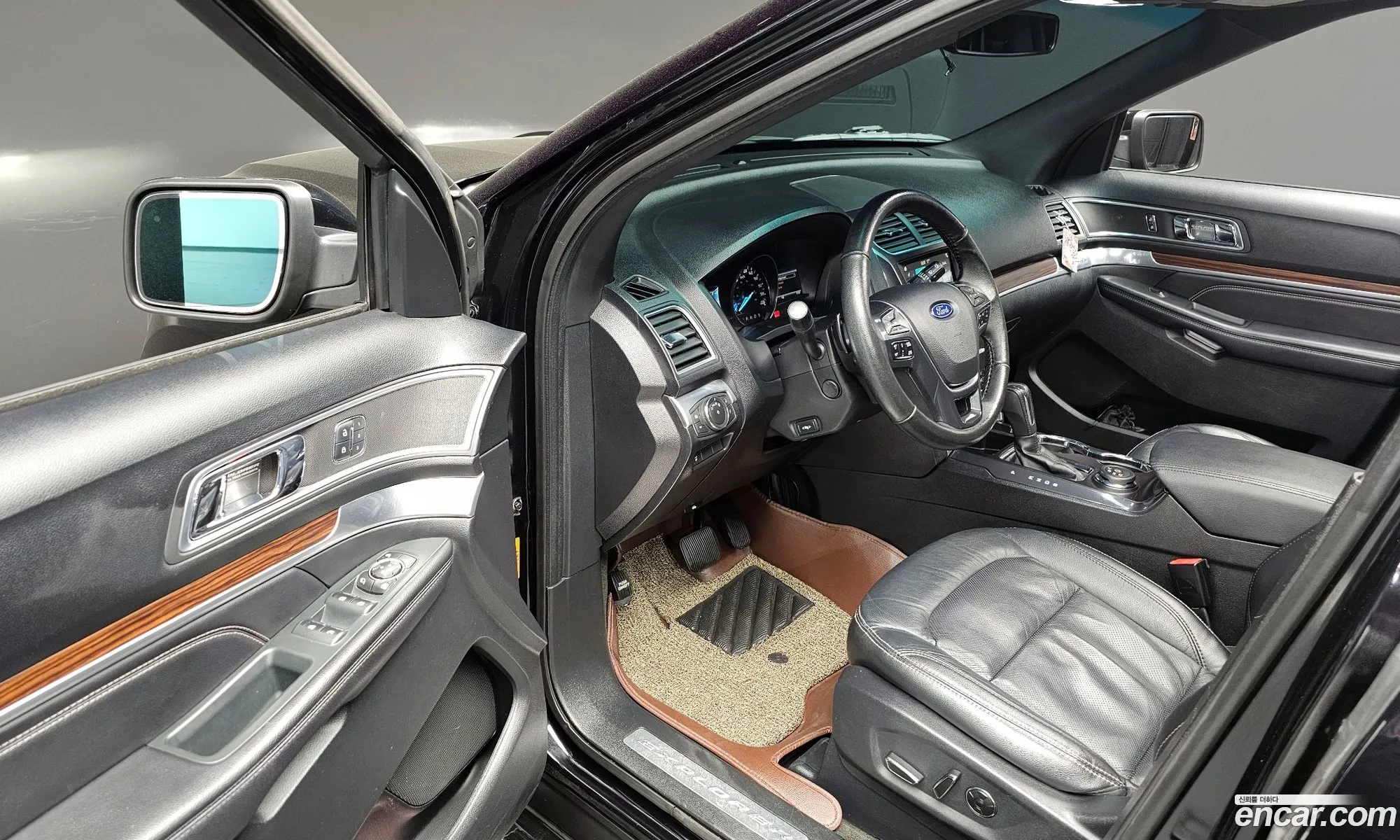 Ford Explorer 2016 1FM5K8FH2HGA30224 — 10