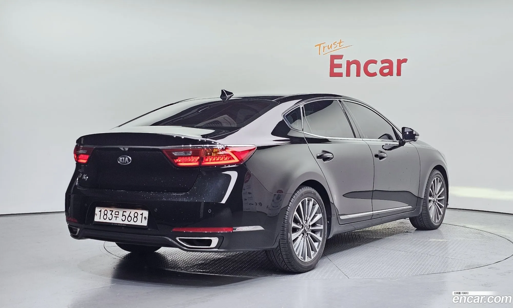 Kia K7 2018 — 9