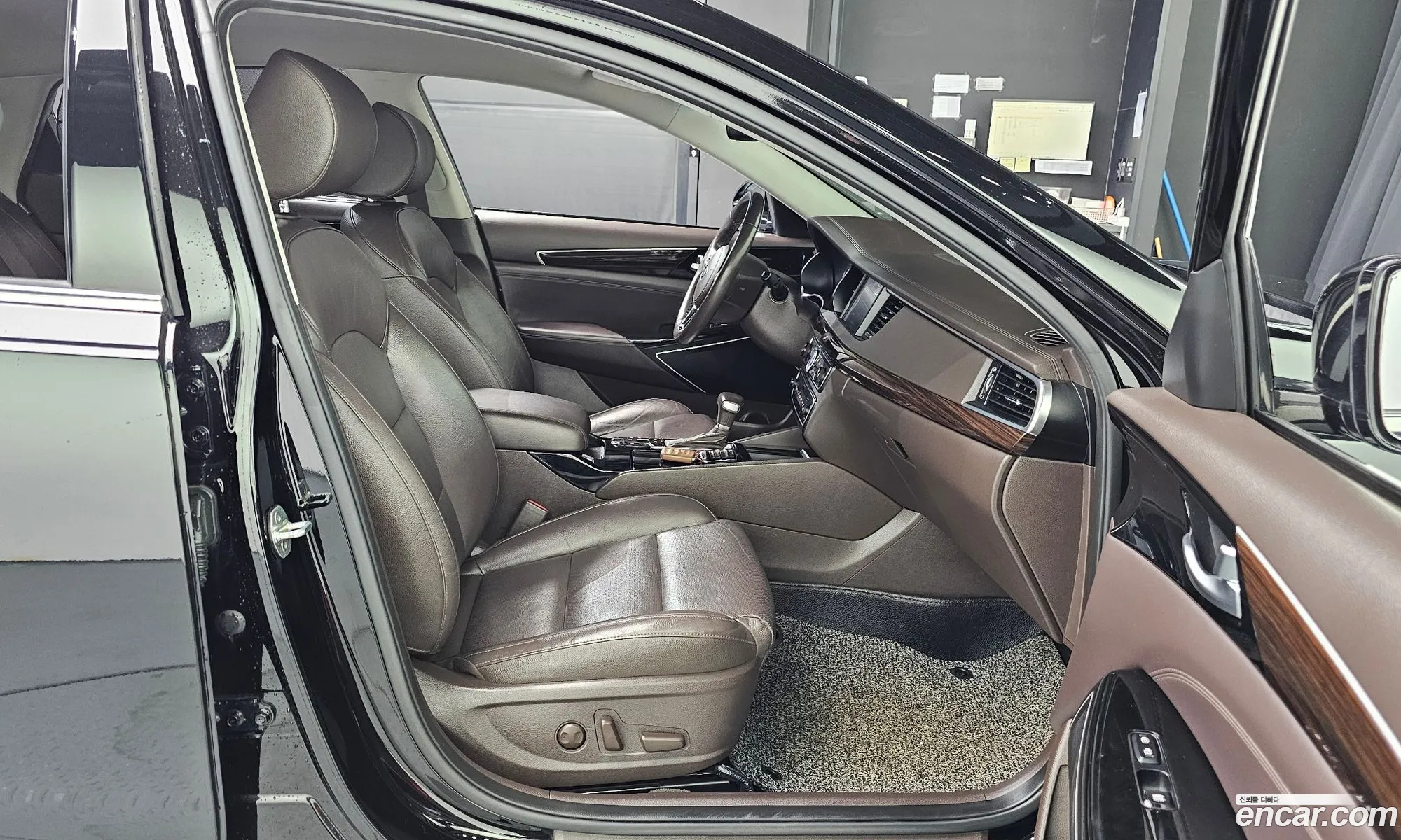Kia K7 2018 — 2