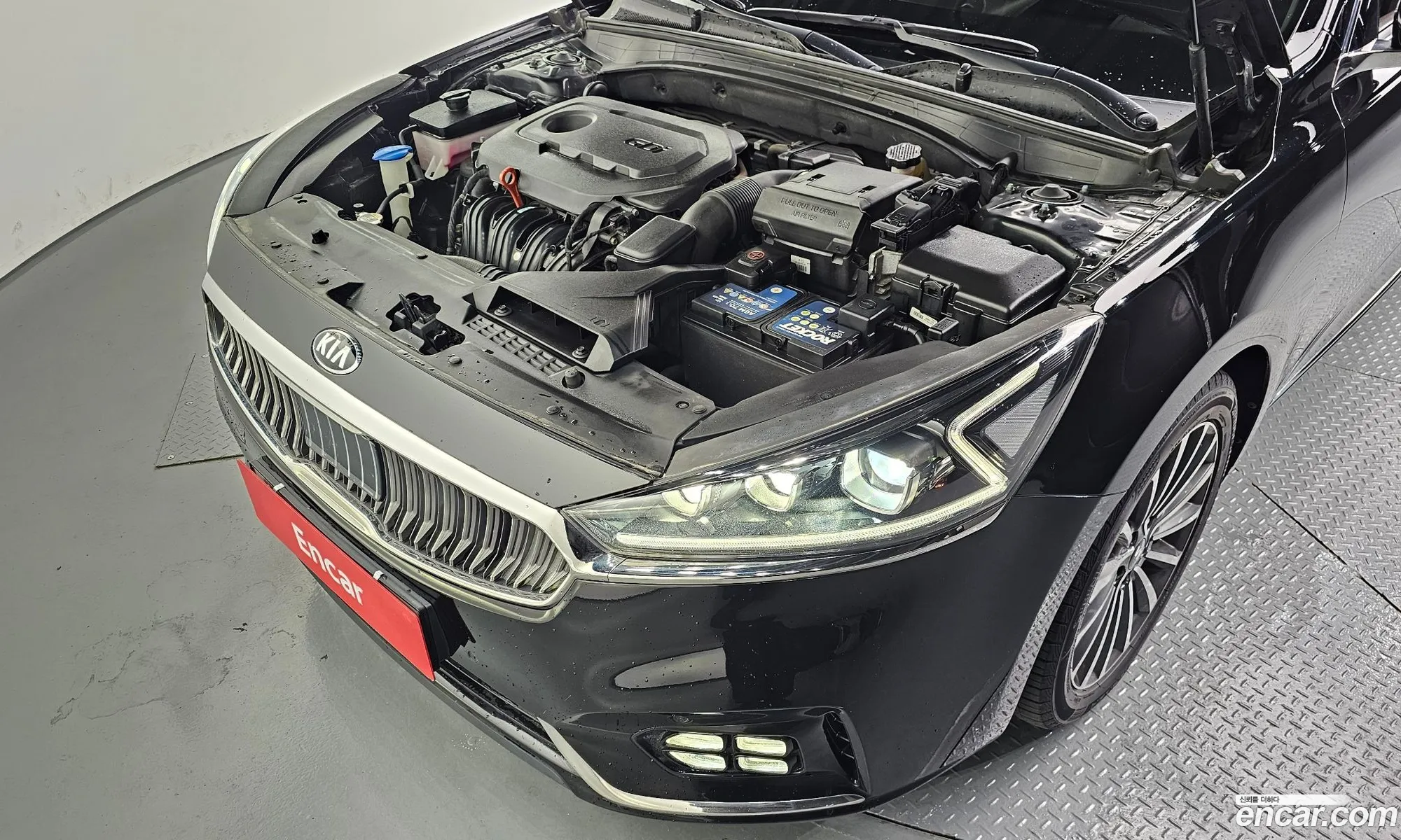 Kia K7 2018 — 16