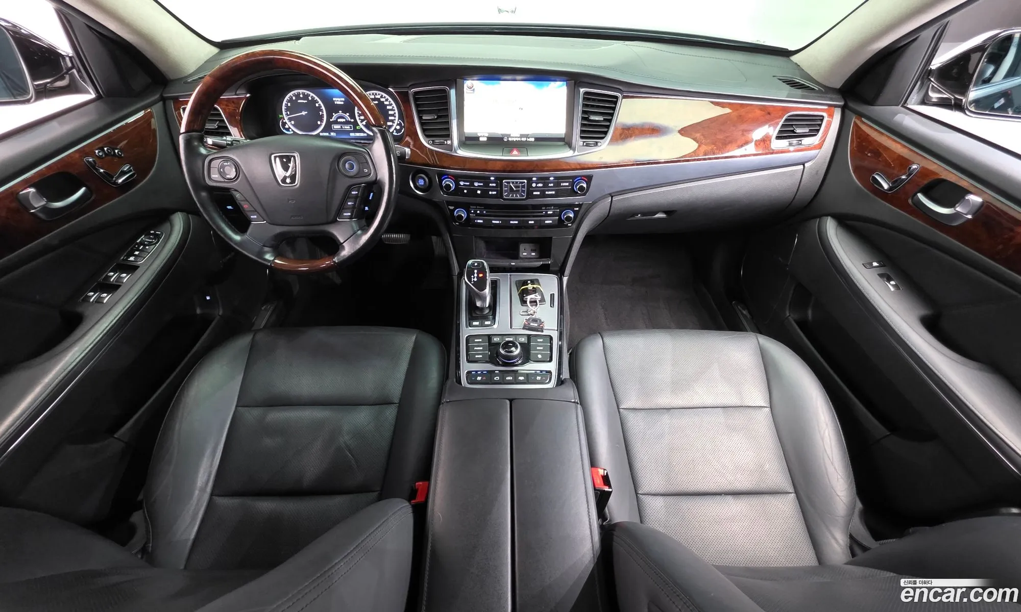Hyundai Equus 2014 — 20