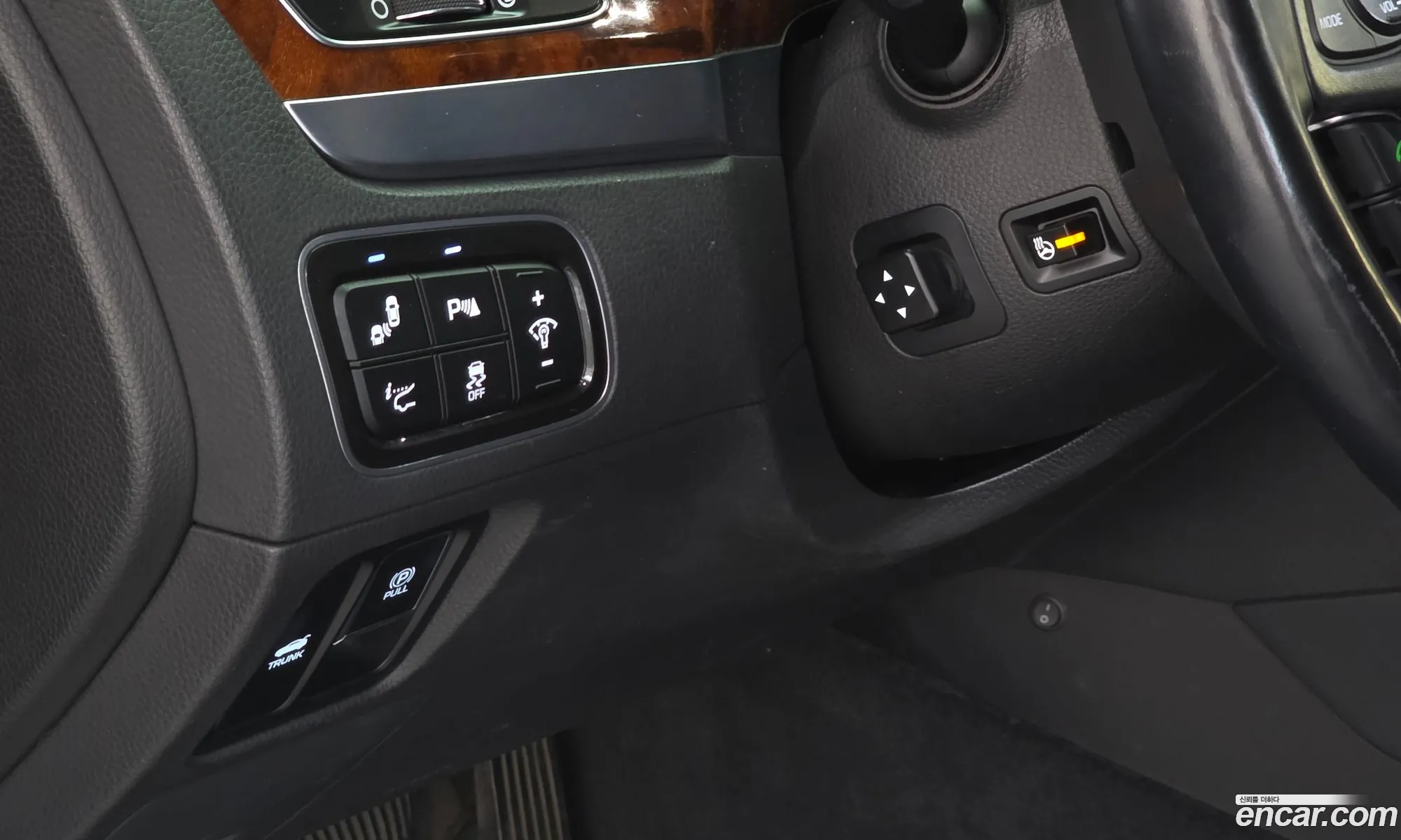 Hyundai Equus 2014 — 12
