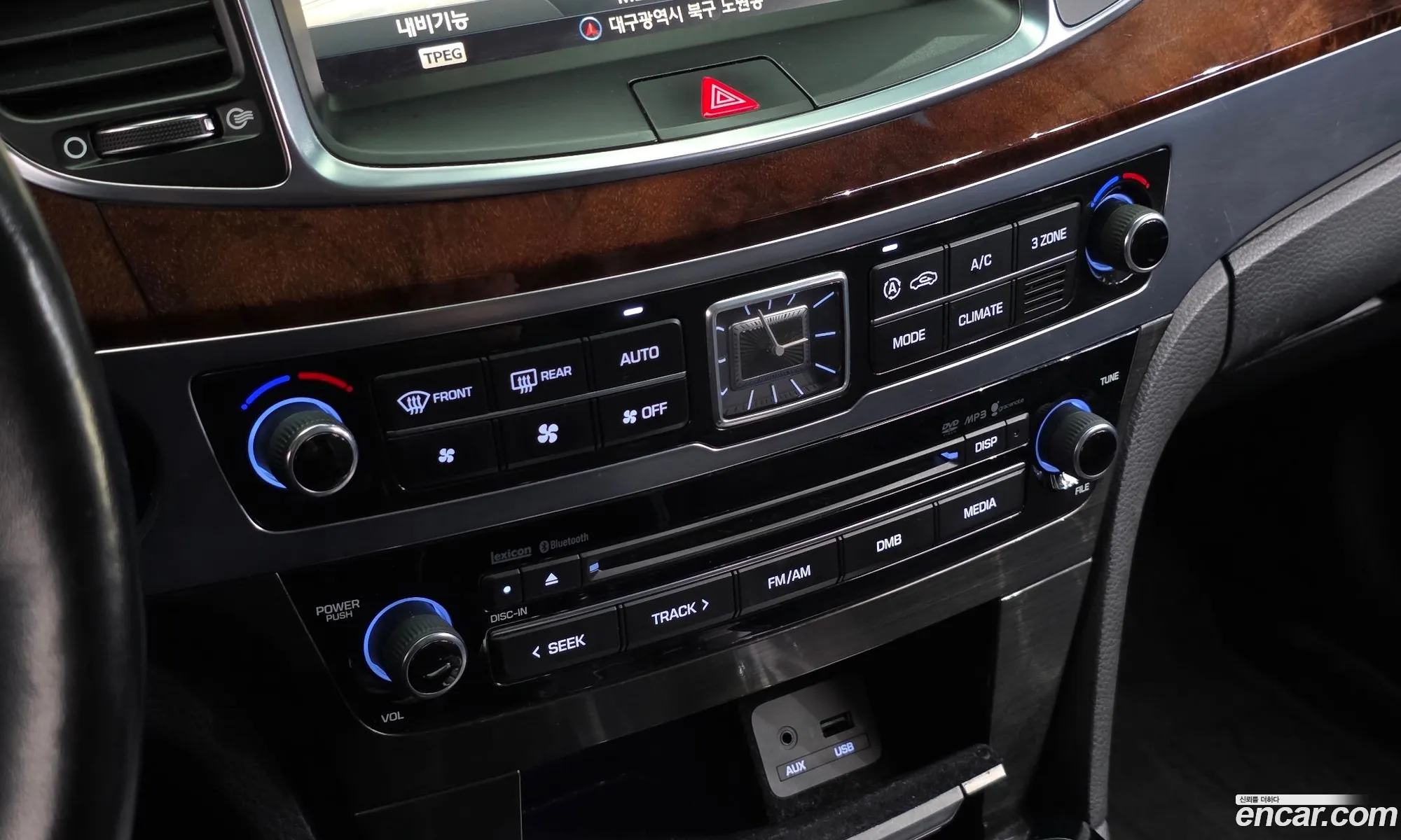 Hyundai Equus 2014 — 16