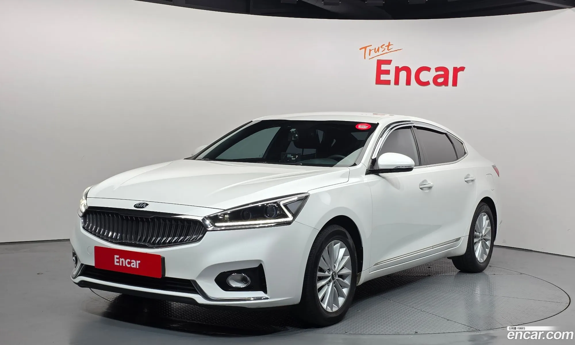 Kia K7 2016 — 18