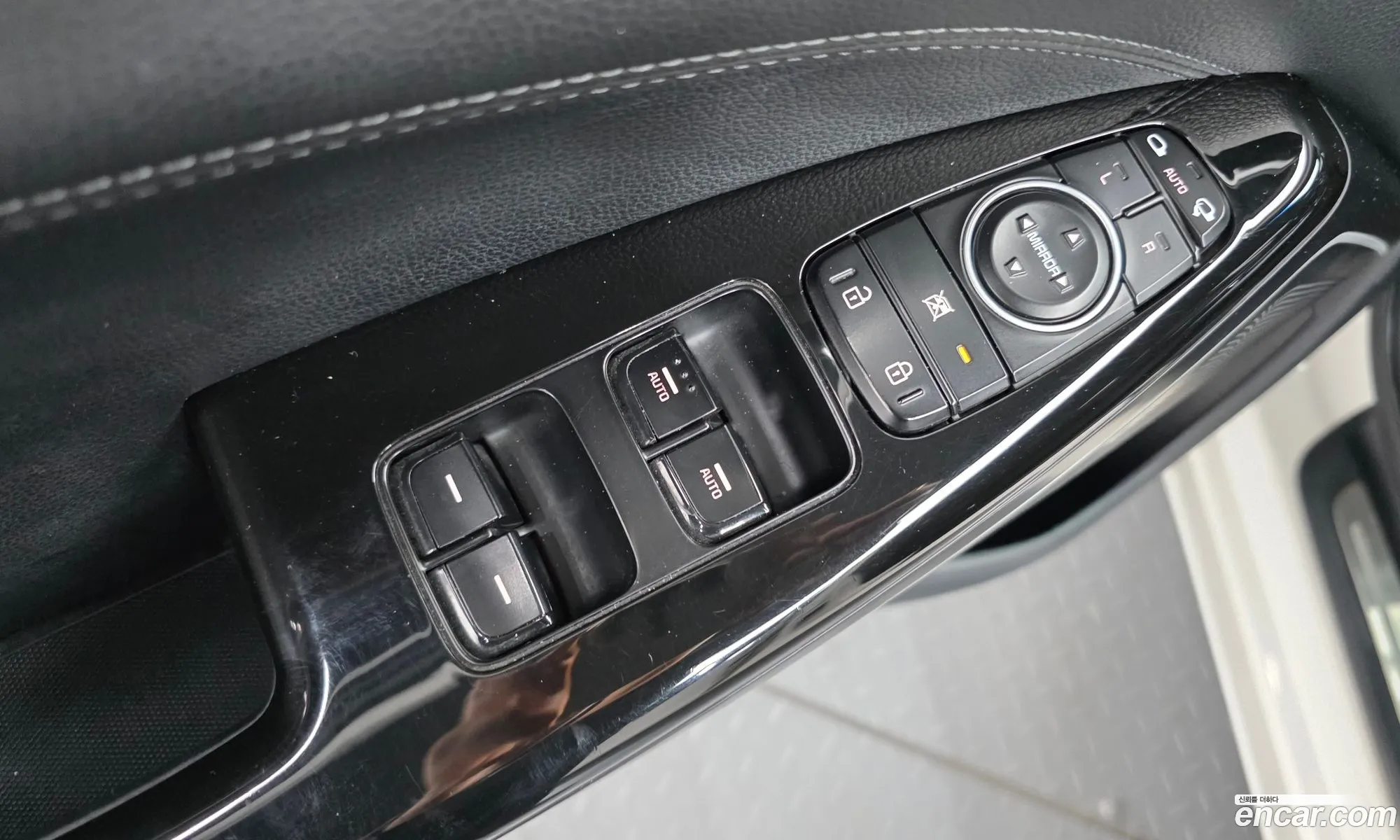 Kia K7 2016 — 17