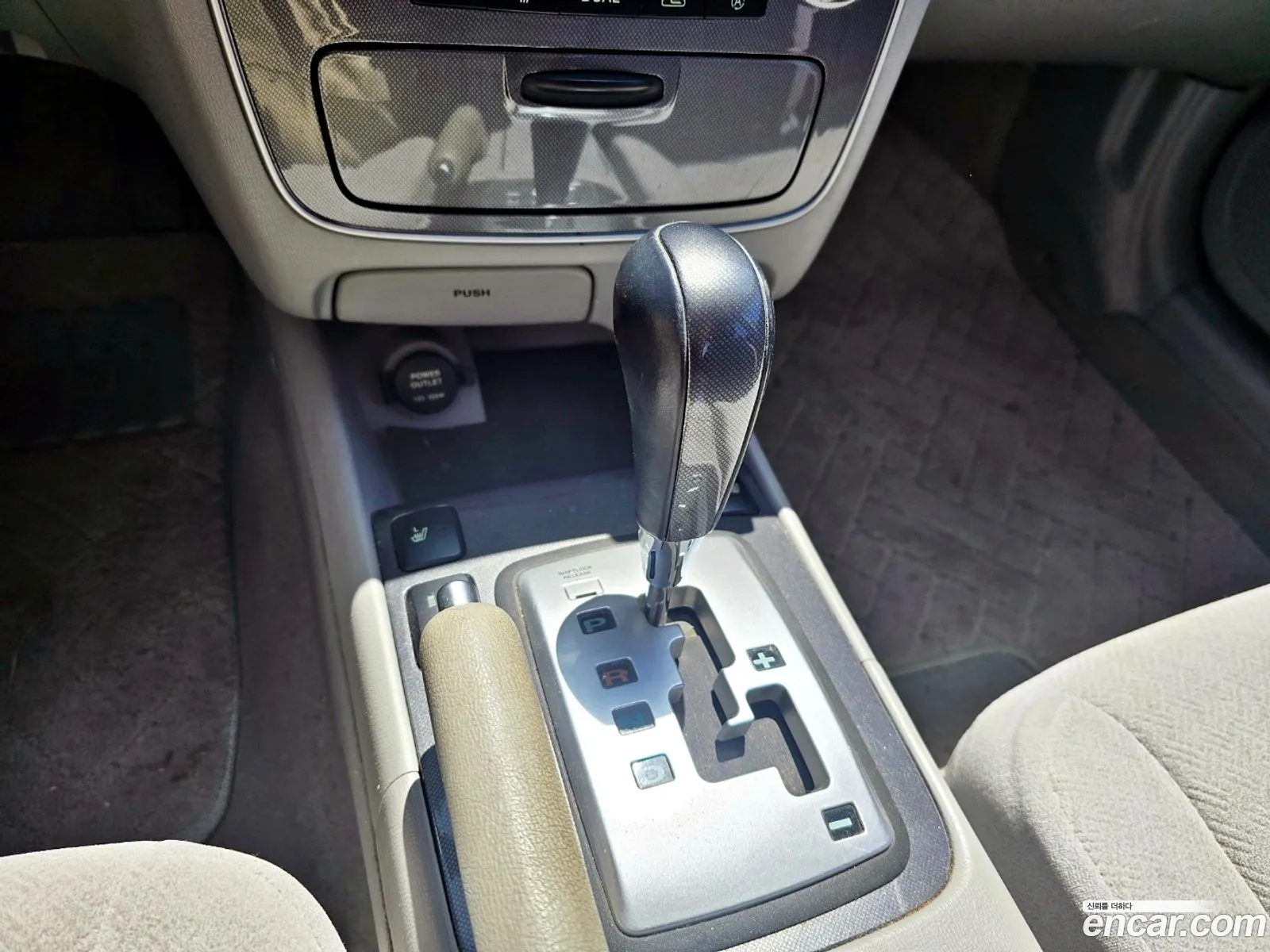 Hyundai NF Sonata 2006 — 18