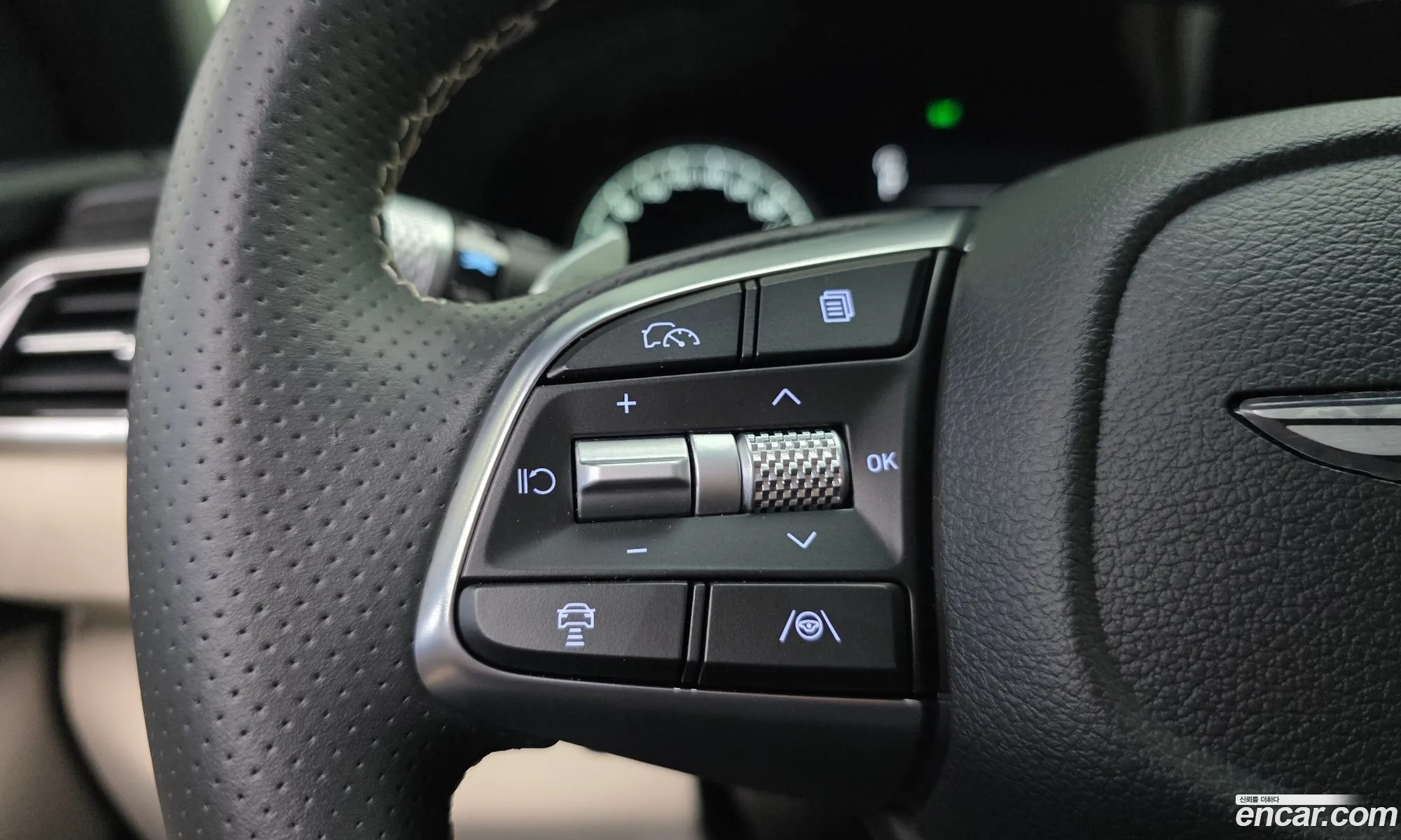 Genesis G70 2024 — 29