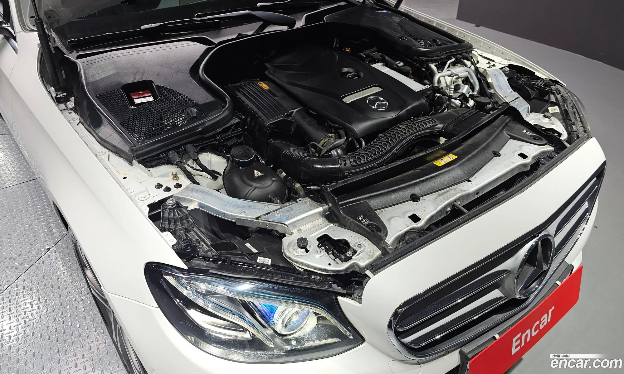Mercedes-Benz E-Class W213 2018 WDDZF4KB3JA381405 — 7