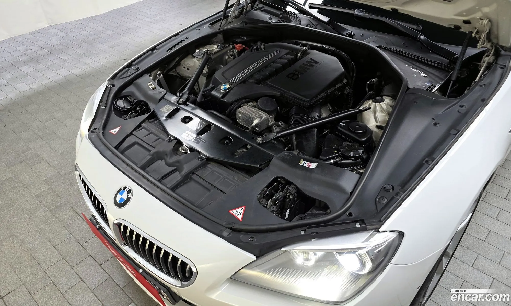 BMW 6 Series 2012 — 16
