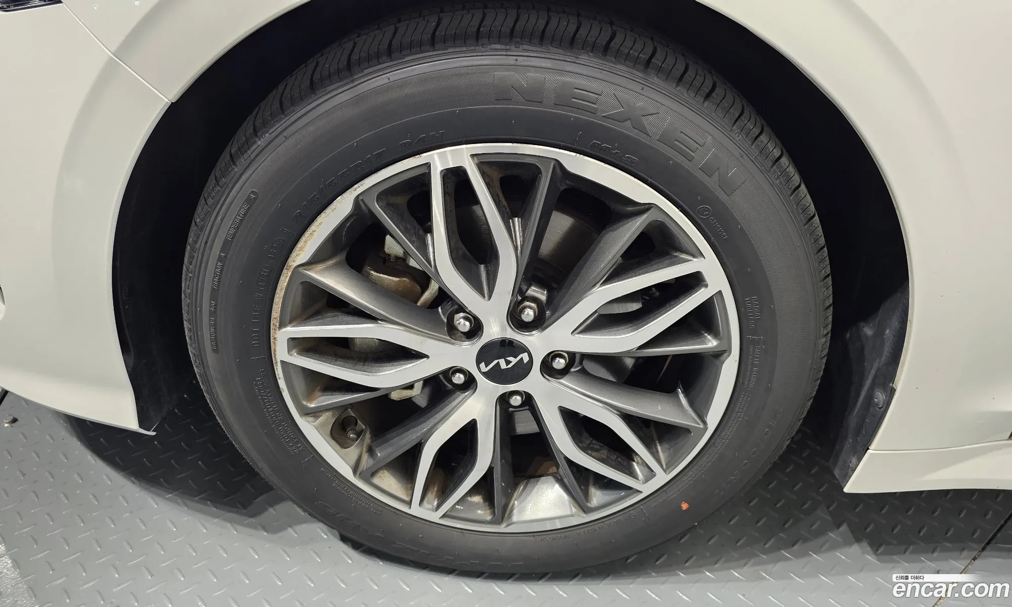 Kia K5 2023 — 9