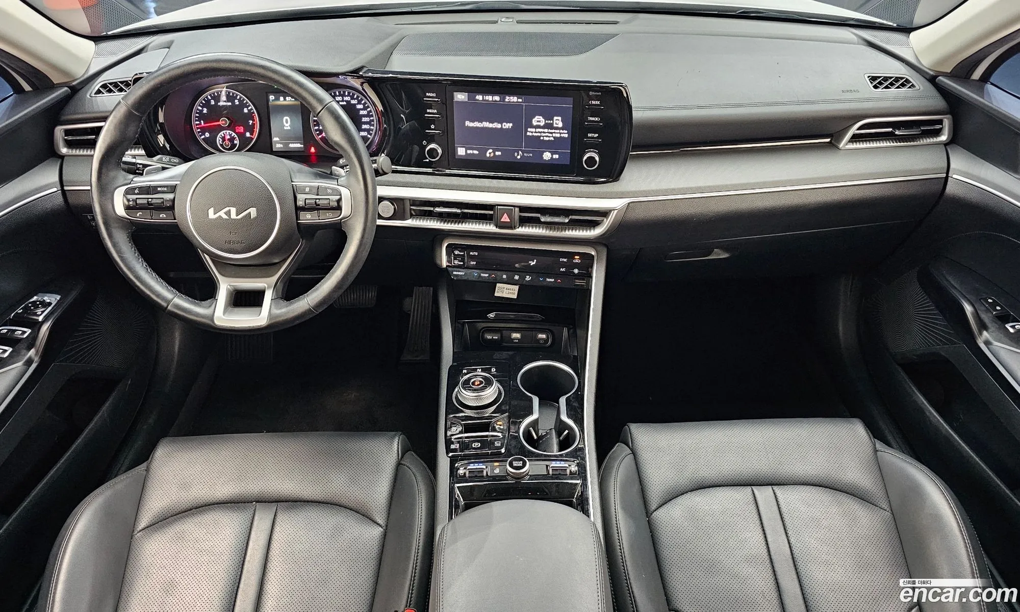 Kia K5 2023 — 16