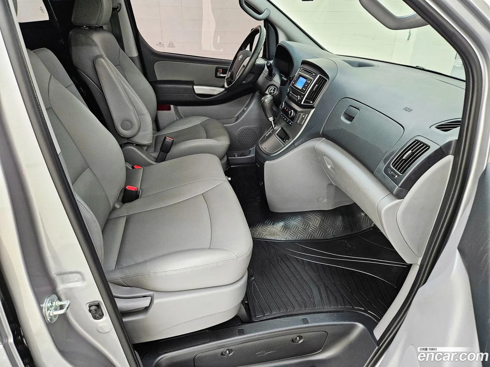 Hyundai Grand Starex 2021 — 4
