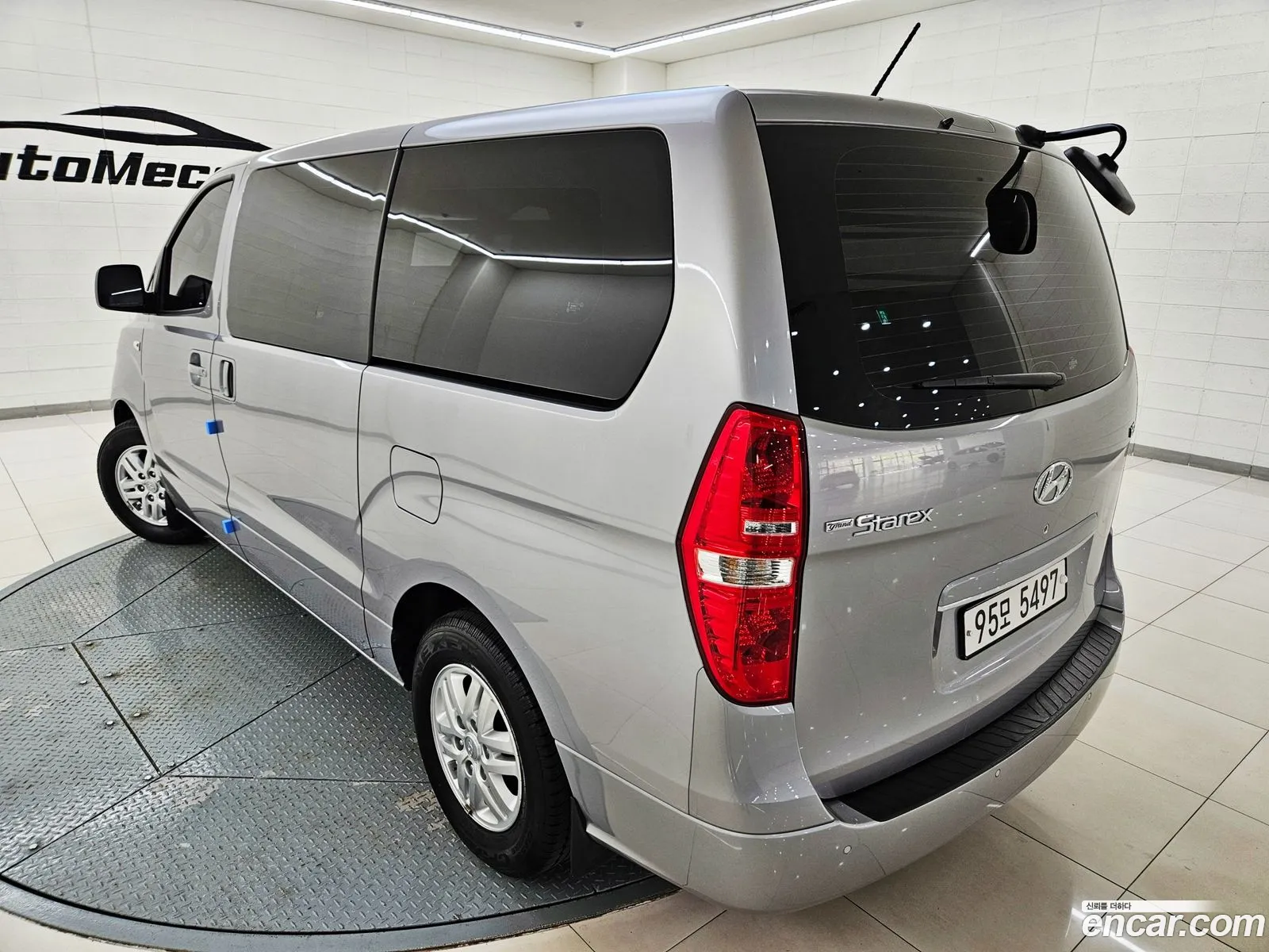 Hyundai Grand Starex 2021 — 5