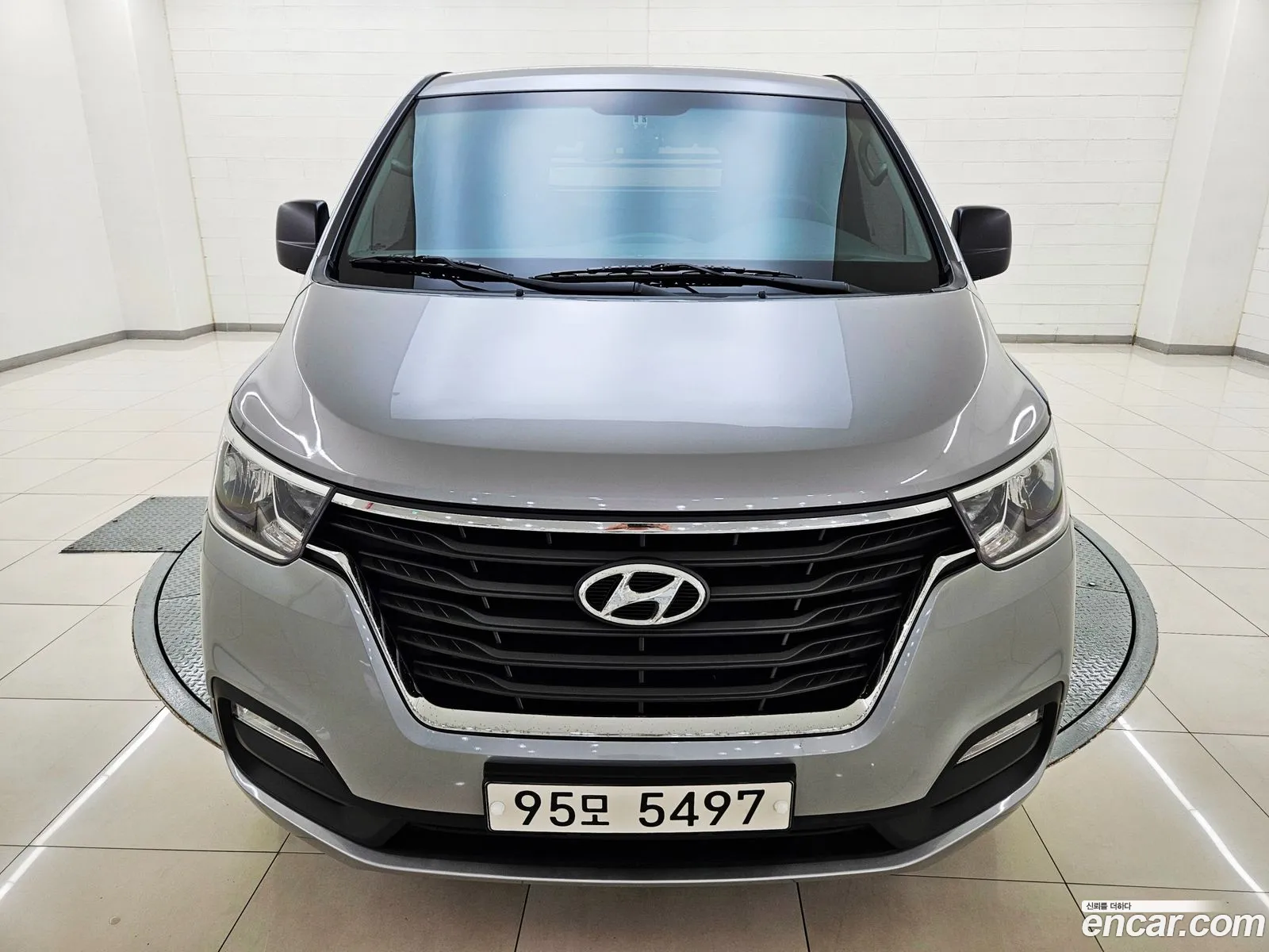 Hyundai Grand Starex 2021 — 20