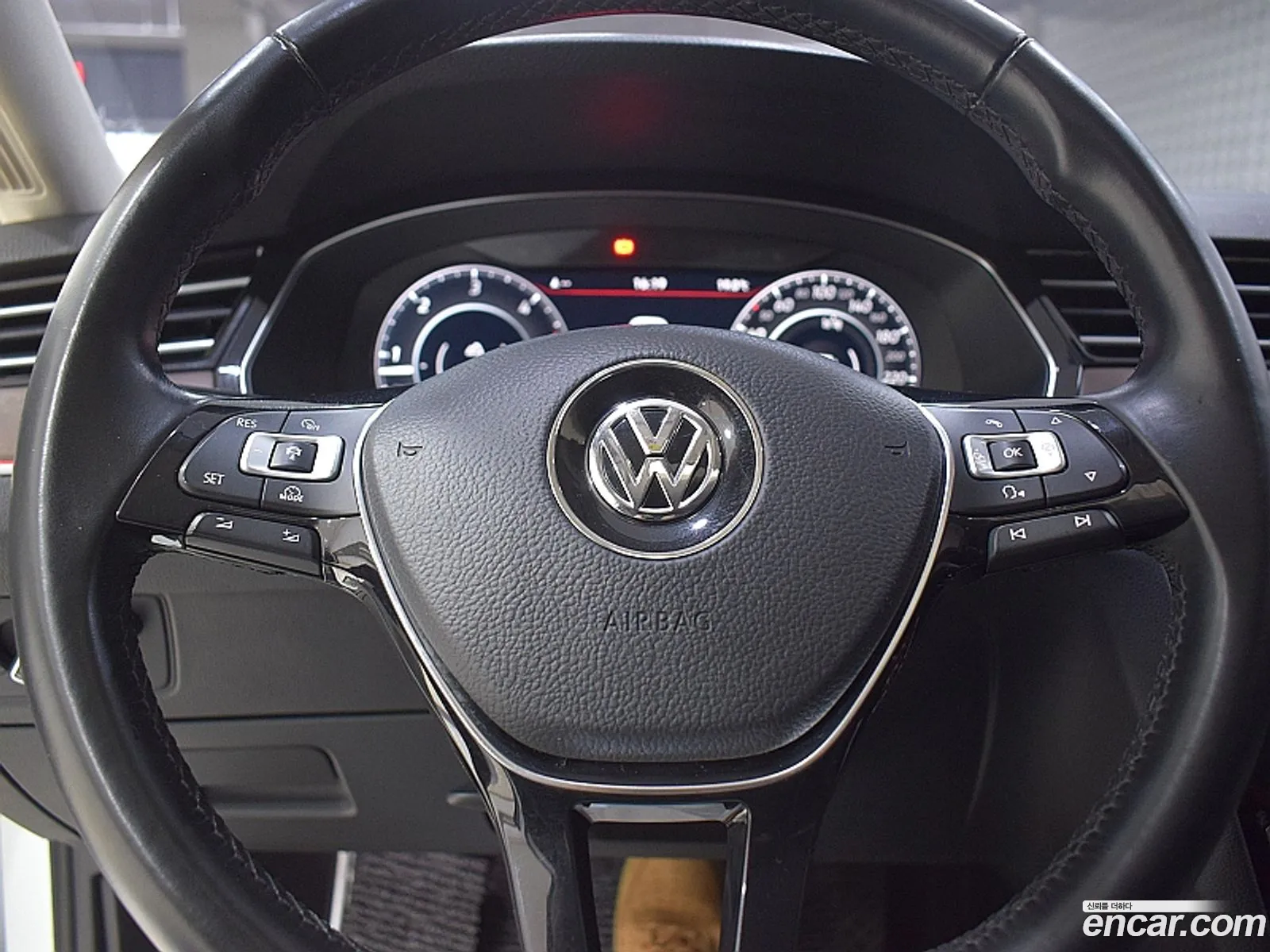 Volkswagen Passat GT 2018 — 11