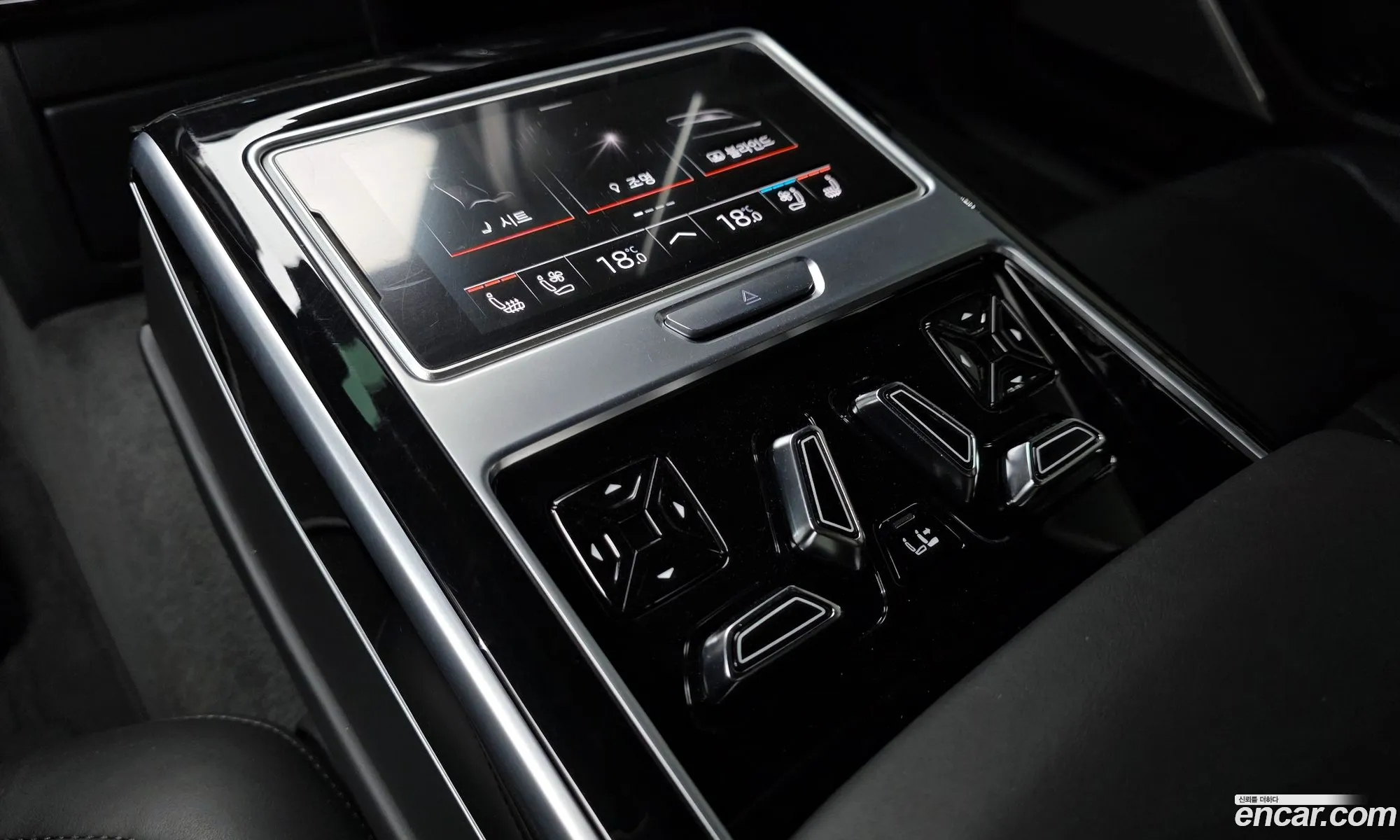 Audi A8 2020 WAUZZZF88LN009709 — 14
