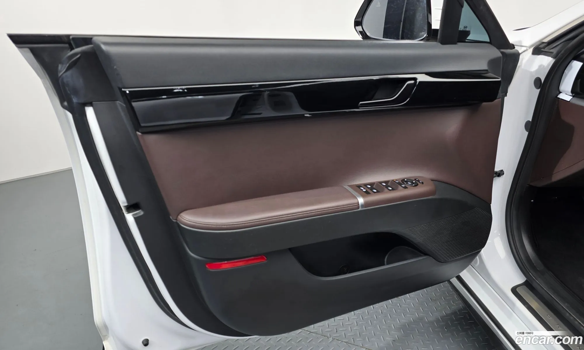 Hyundai Grandeur 2023 — 4