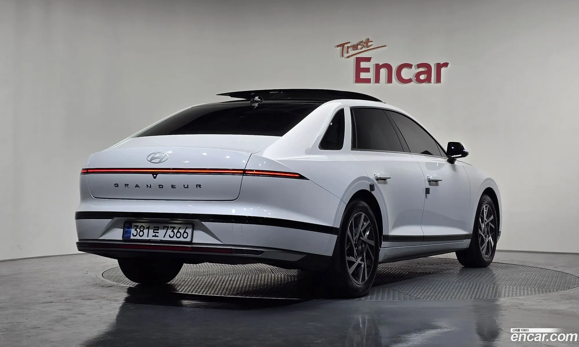 Hyundai Grandeur 2023 — 31