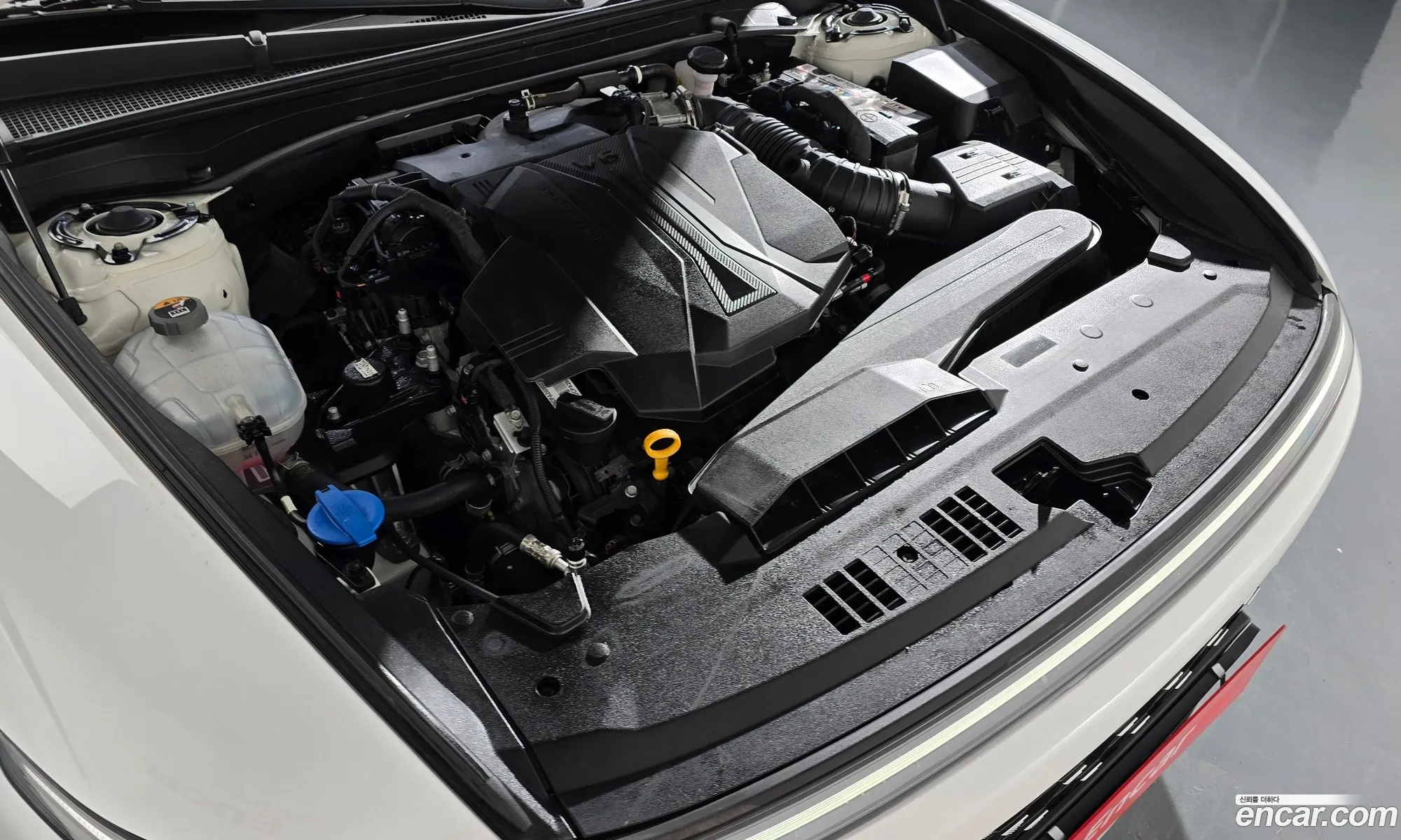 Hyundai Grandeur 2023 — 26