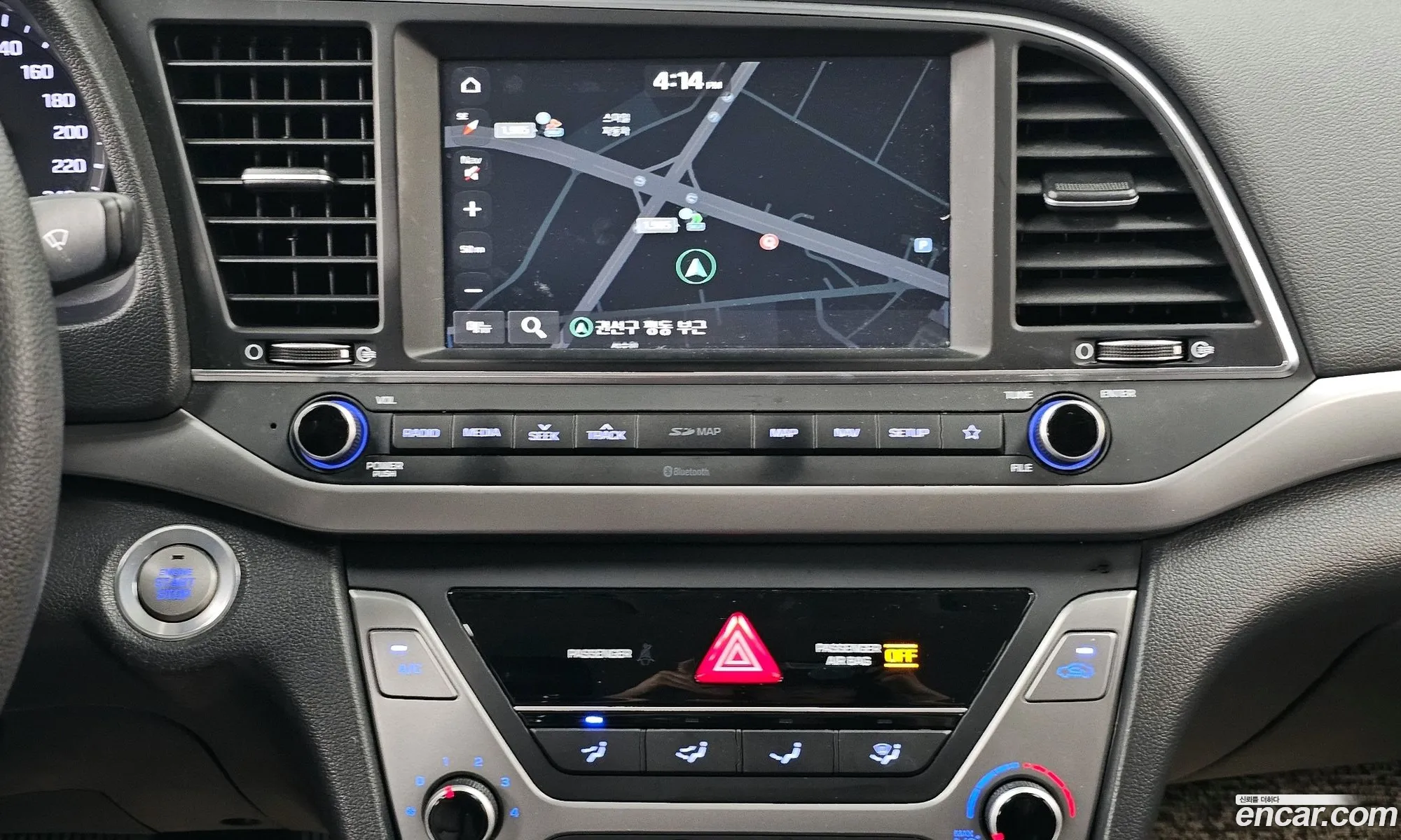 Hyundai Elantra AD 2017 — 28