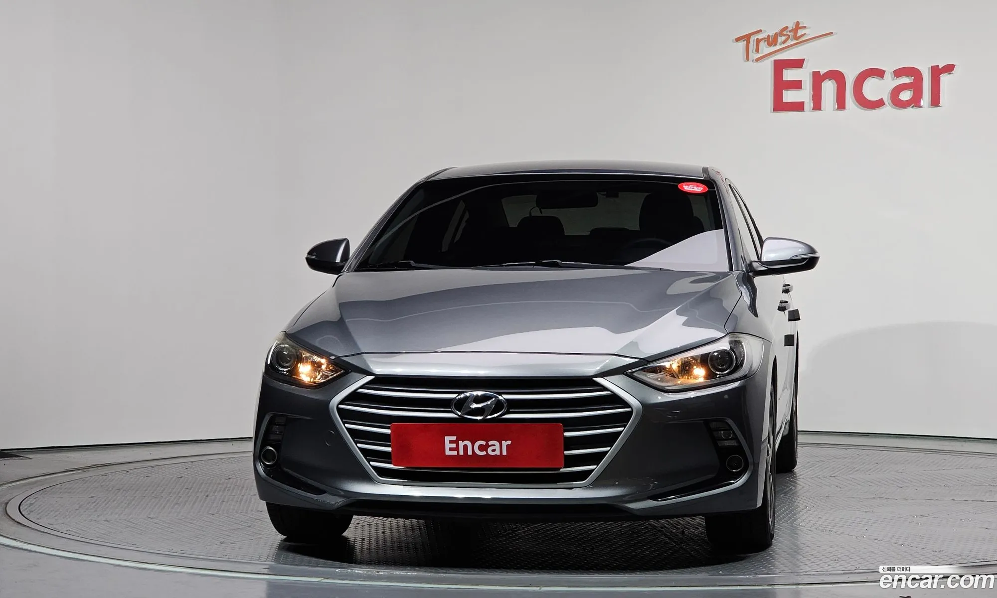 Hyundai Elantra AD 2017 — 30
