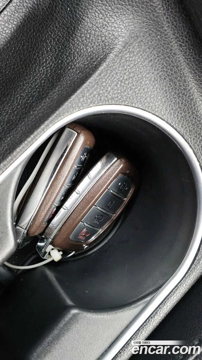 Hyundai Elantra AD 2017 — 5