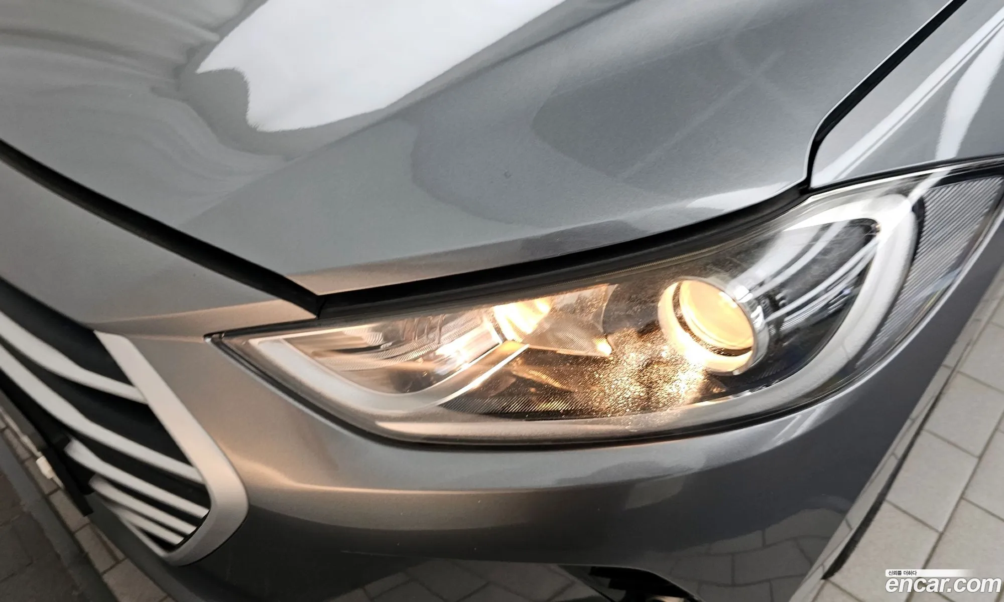 Hyundai Elantra AD 2017 — 14