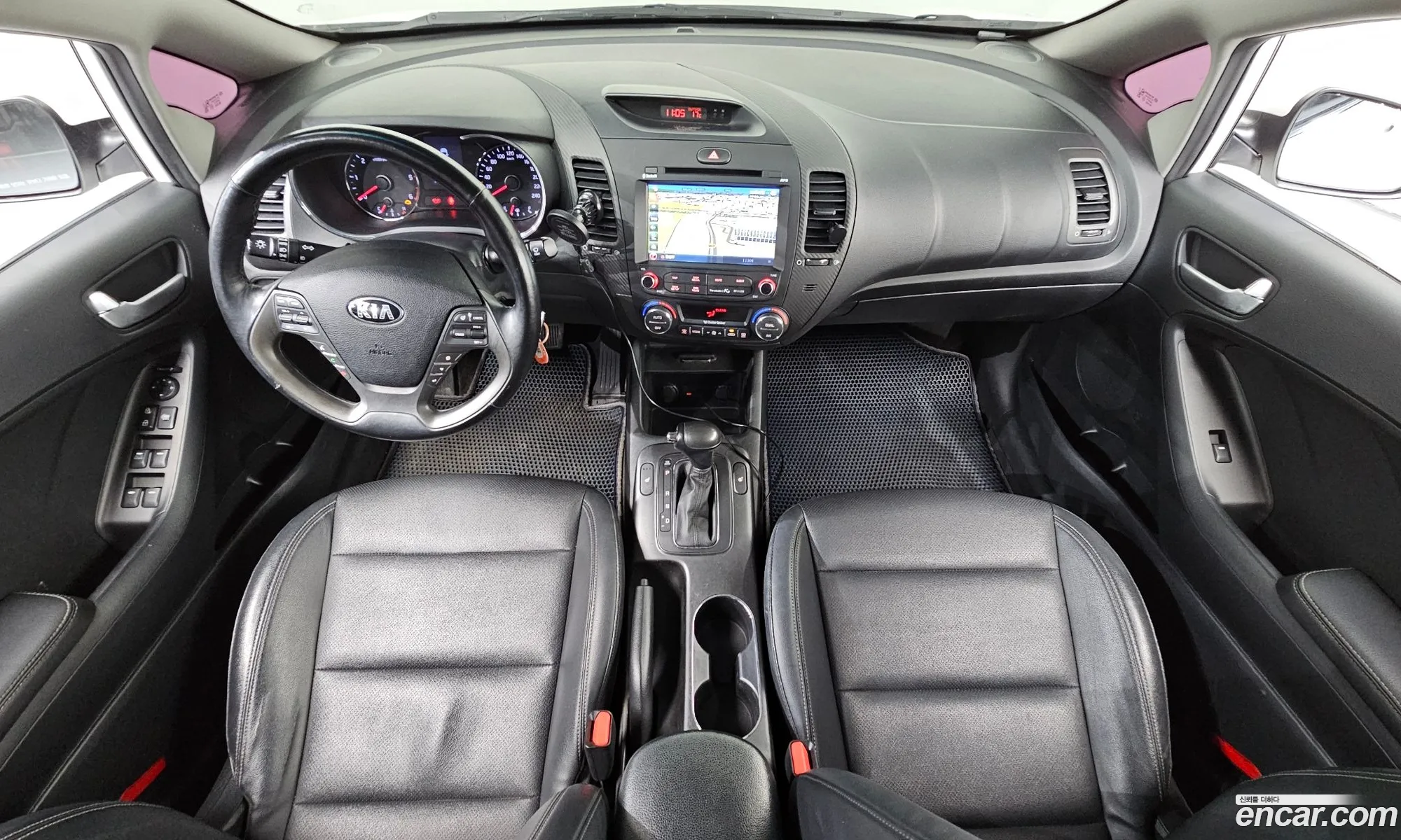 Kia K3 2015 — 14