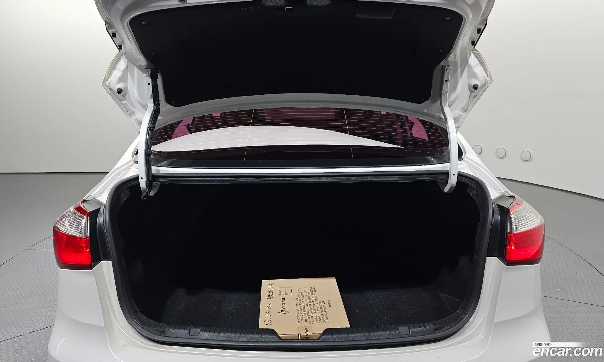 Kia K3 2015 — 19