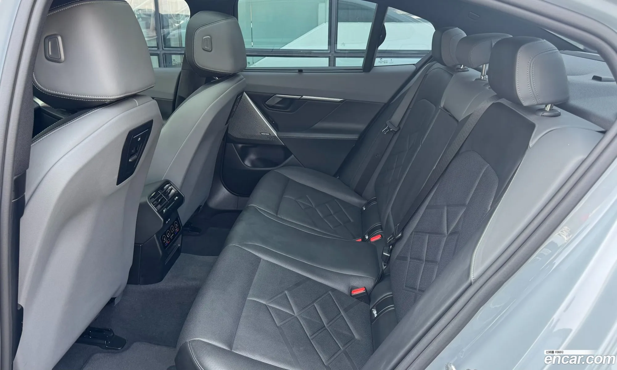 BMW 5 Series 2024 — 3