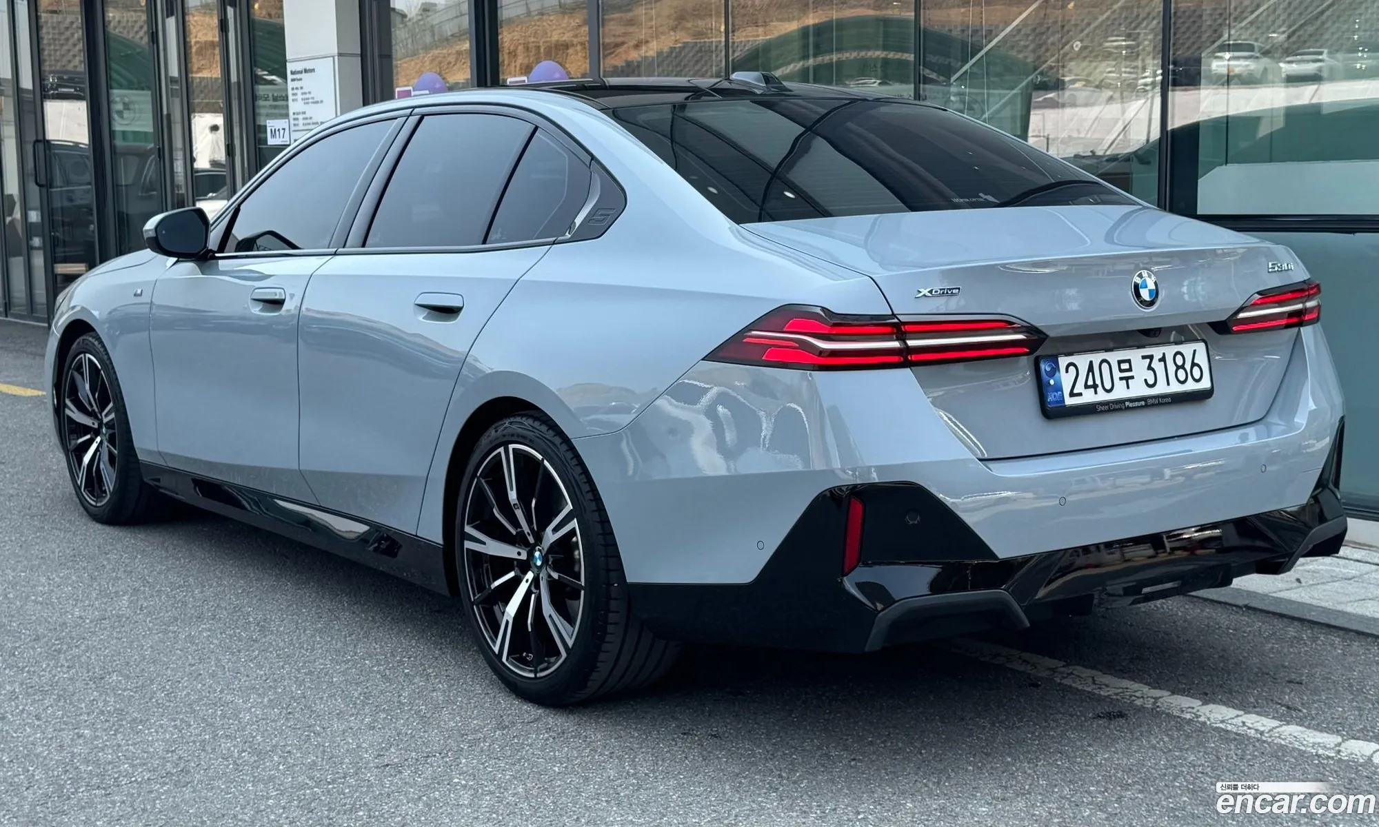 BMW 5 Series 2024 — 10