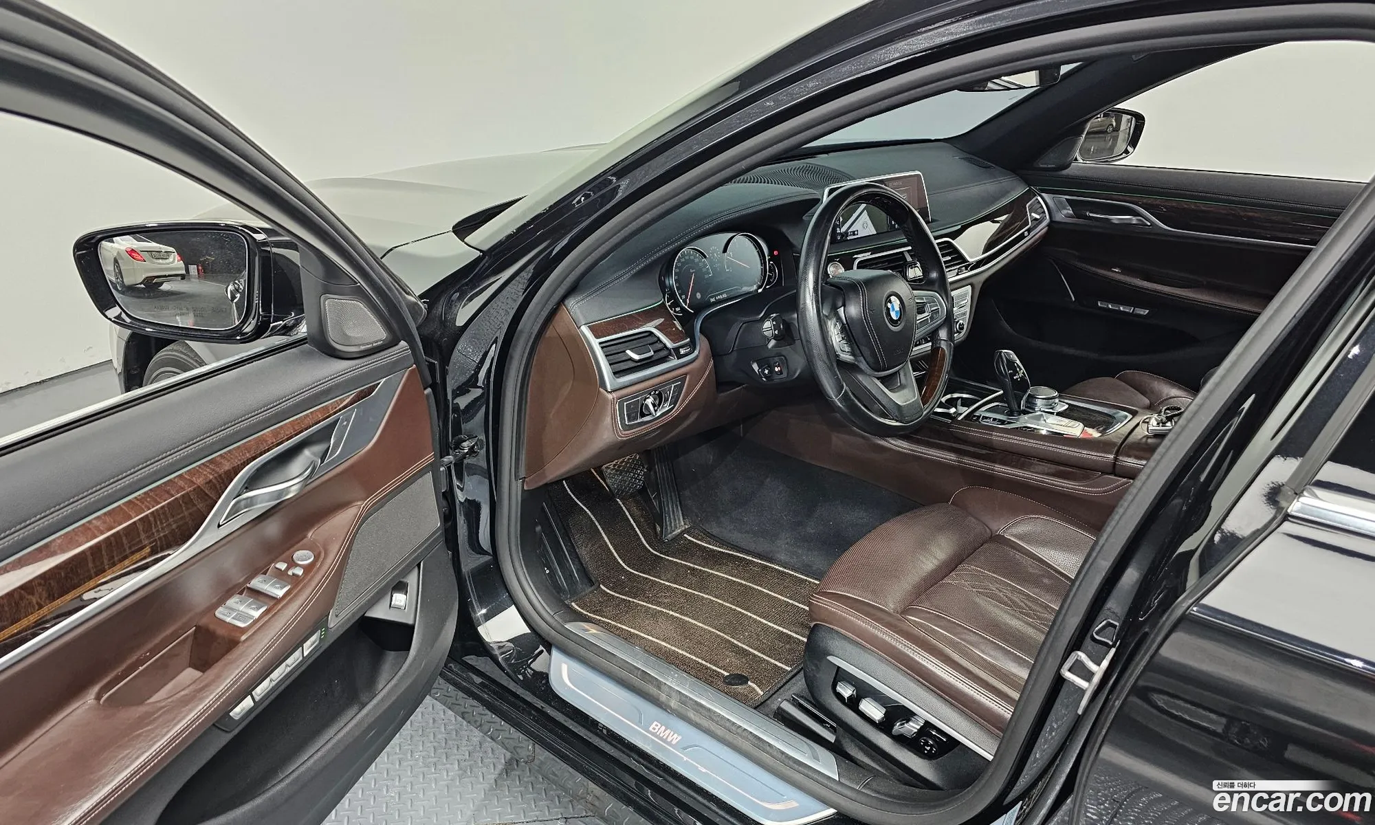 BMW 7 Series 2016 WBA7G6102GG678792 — 9