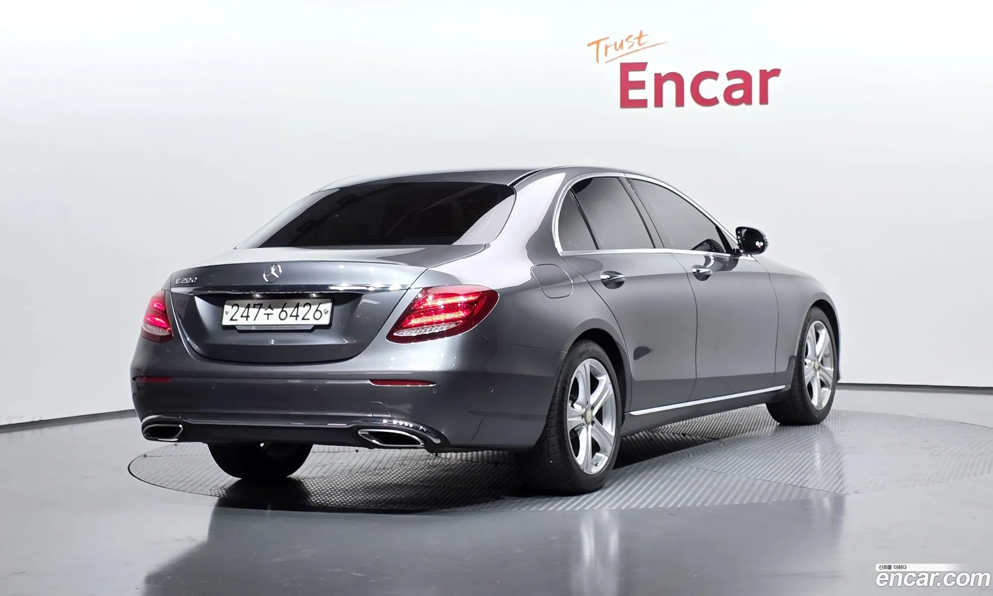 Mercedes-Benz E-Class W213 2016 WDDZF4CB1HA118550 — 20
