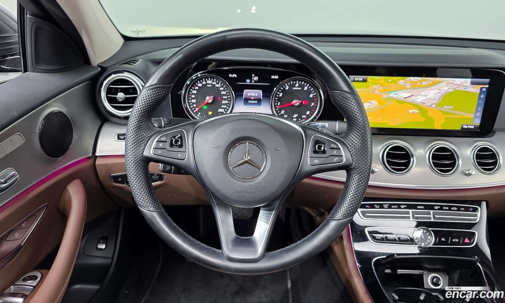 Mercedes-Benz E-Class W213 2016 WDDZF4CB1HA118550 — 18