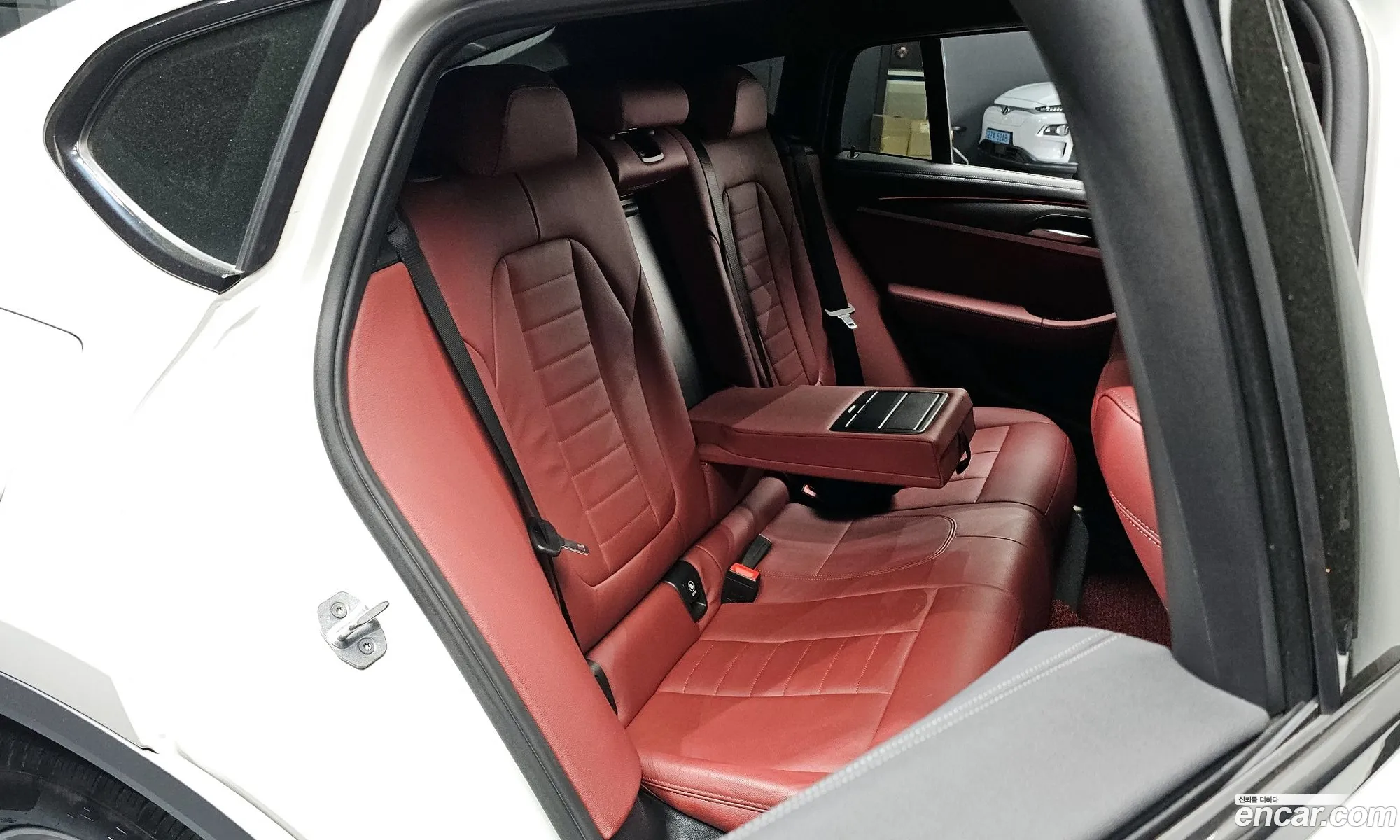 BMW X4 2018 WBAVJ1104KLF60080 — 22
