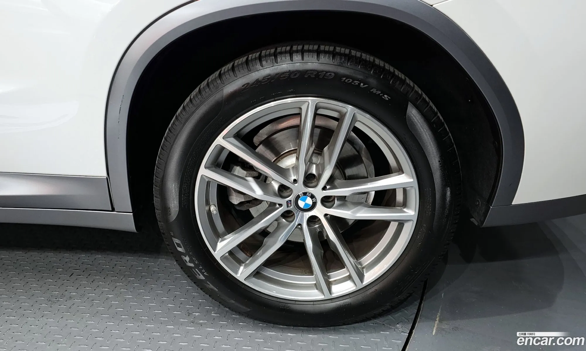 BMW X4 2018 WBAVJ1104KLF60080 — 6