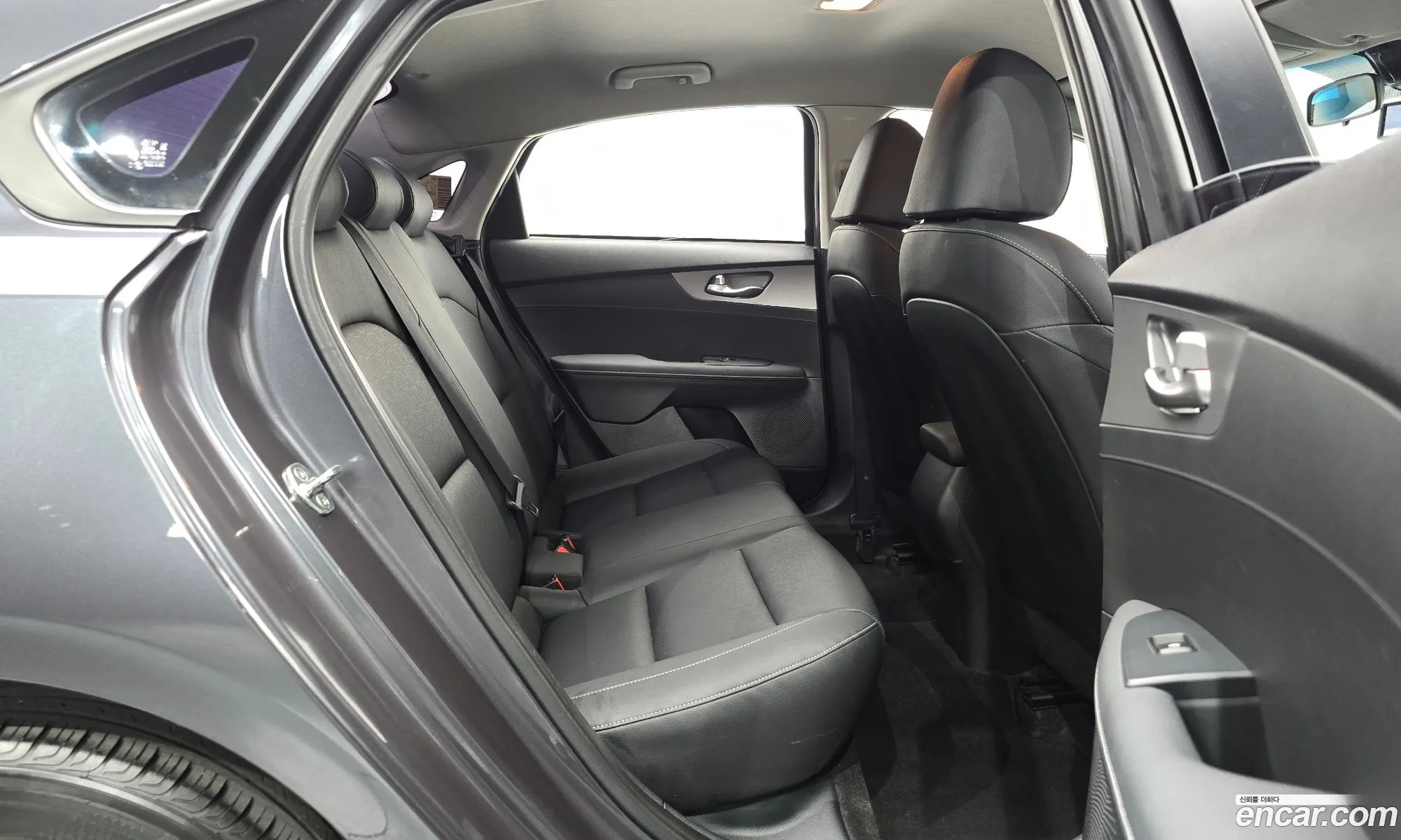 Kia K3 2019 — 10