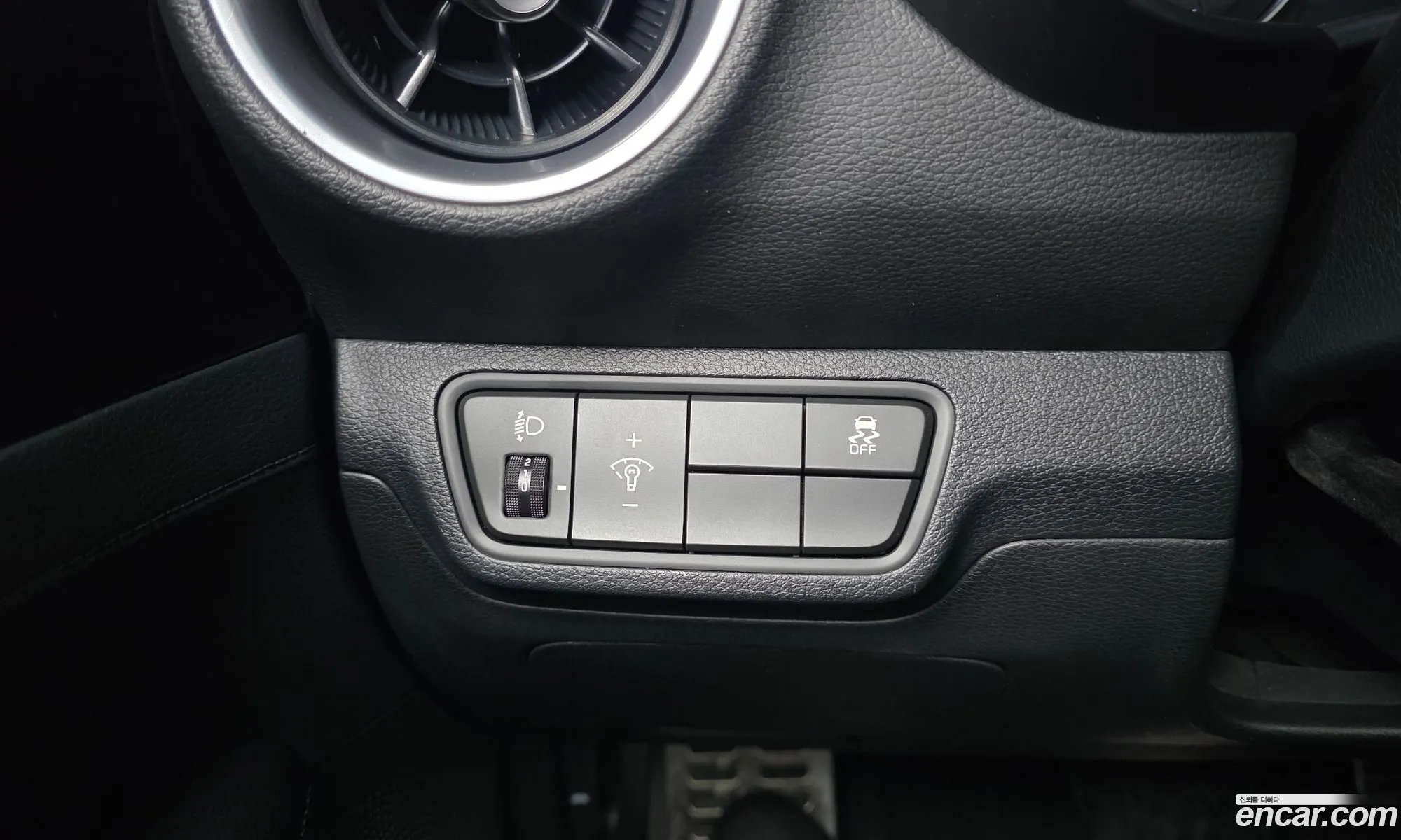 Kia K3 2024 — 8