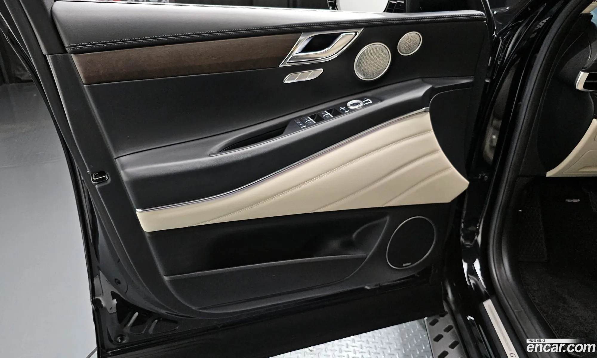 Genesis GV80 2023 — 31
