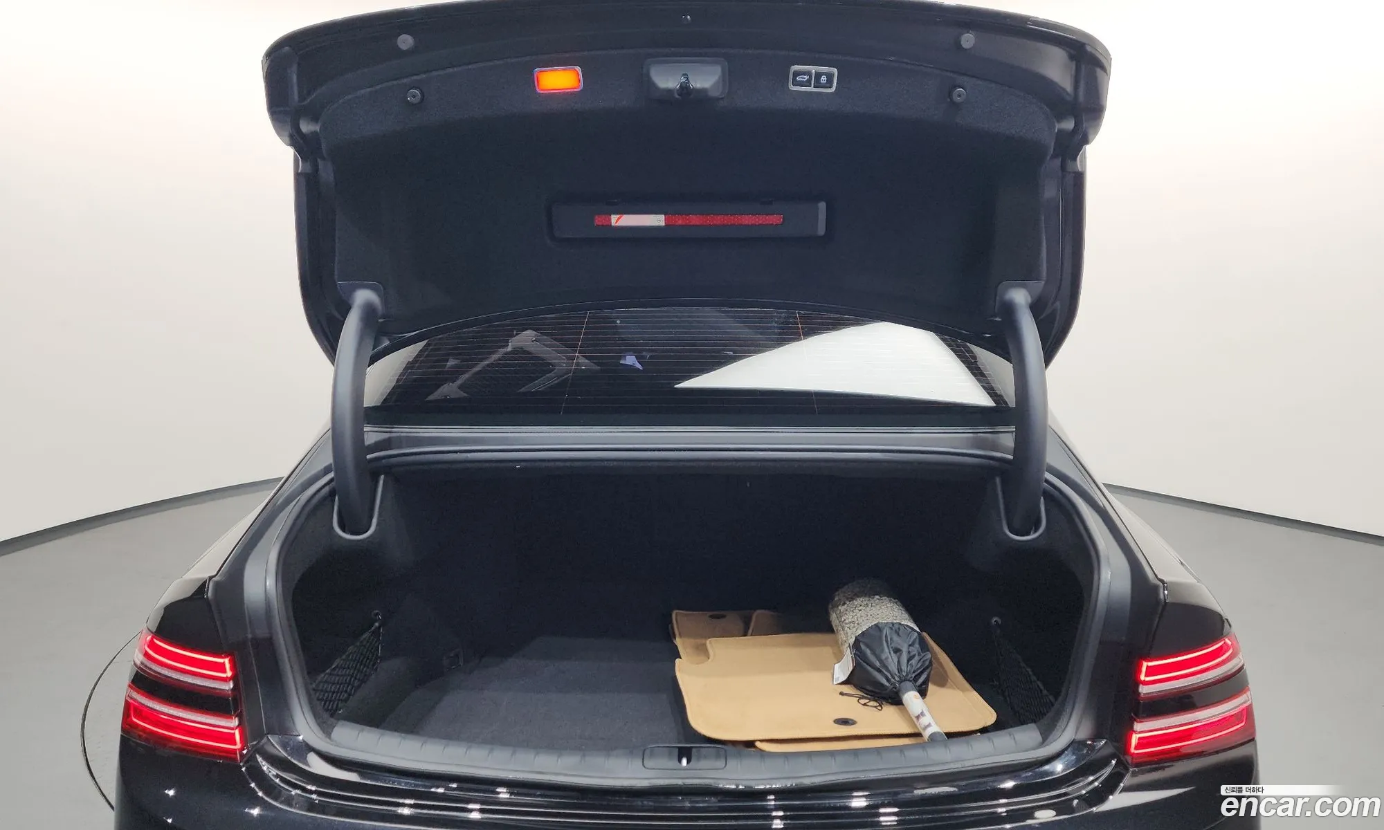 Genesis G80 2024 — 2