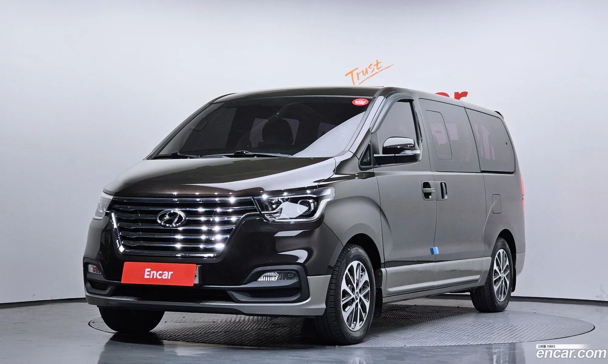 Hyundai Grand Starex 2018 — 10