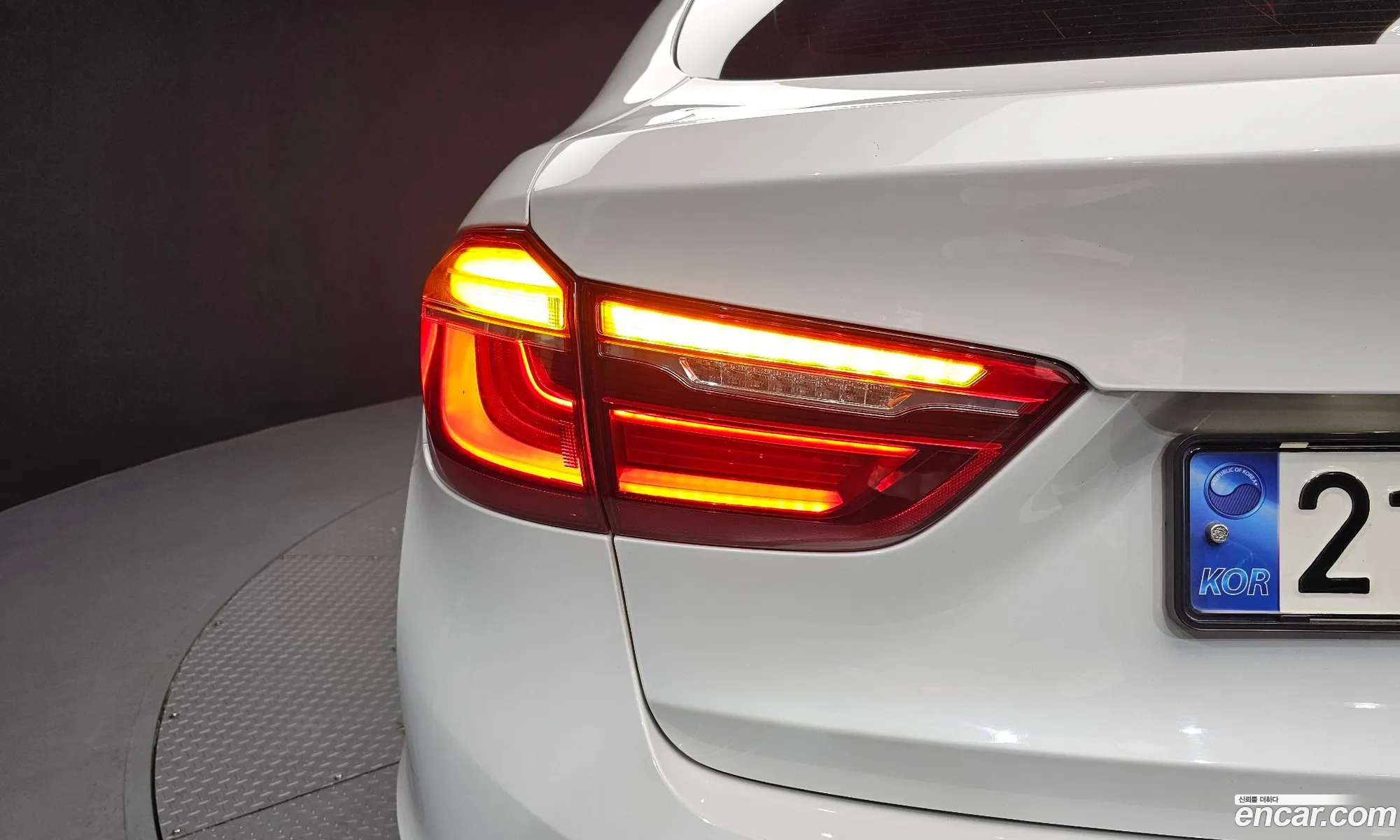 BMW X6 2018 WBAKV2101J0Z82849 — 5